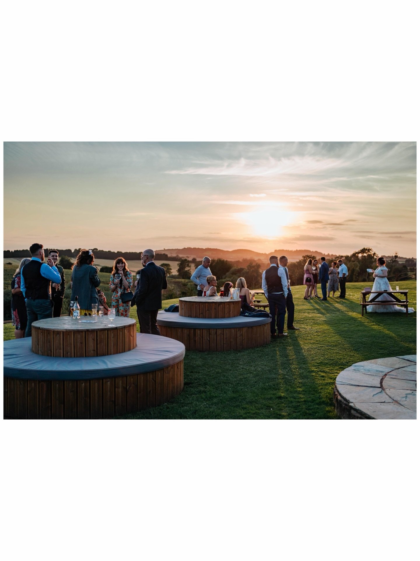 Anyone else really looking forward to those long summer wedding evenings?

Venue @skylarkweddingscountryvenue 

Your love, your people, your story. 

🏆 TWIA Highly Commended 2023/24/26
🏆 TIR Top 100 in the world 2025
🏆 TIRF Top 10 in the UK 2024
?