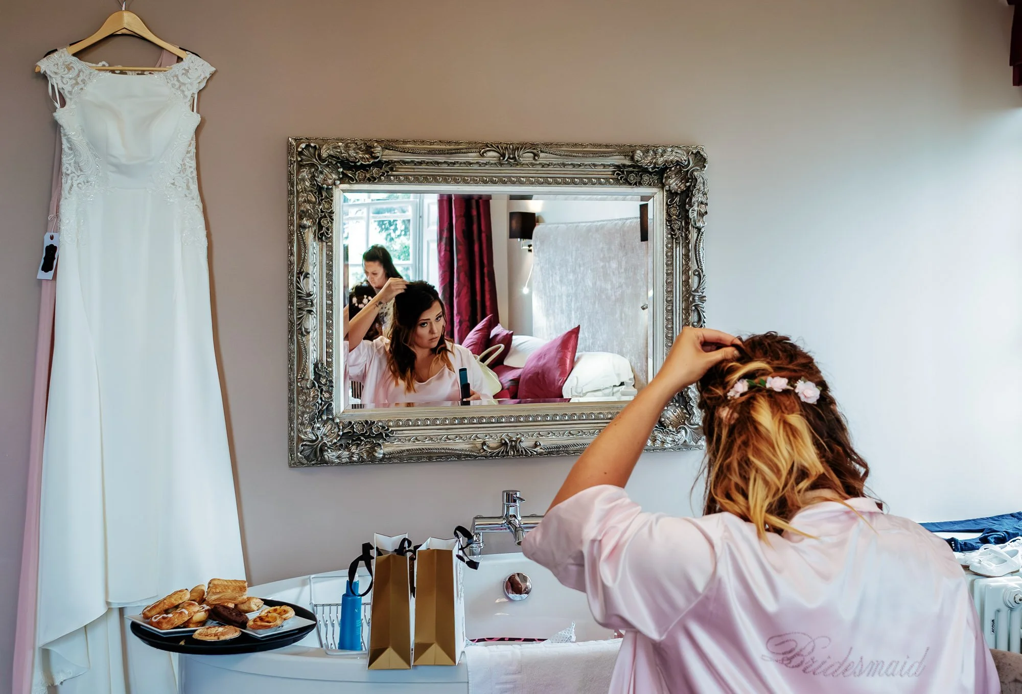 Cotswold Wedding Photographer-14.jpg