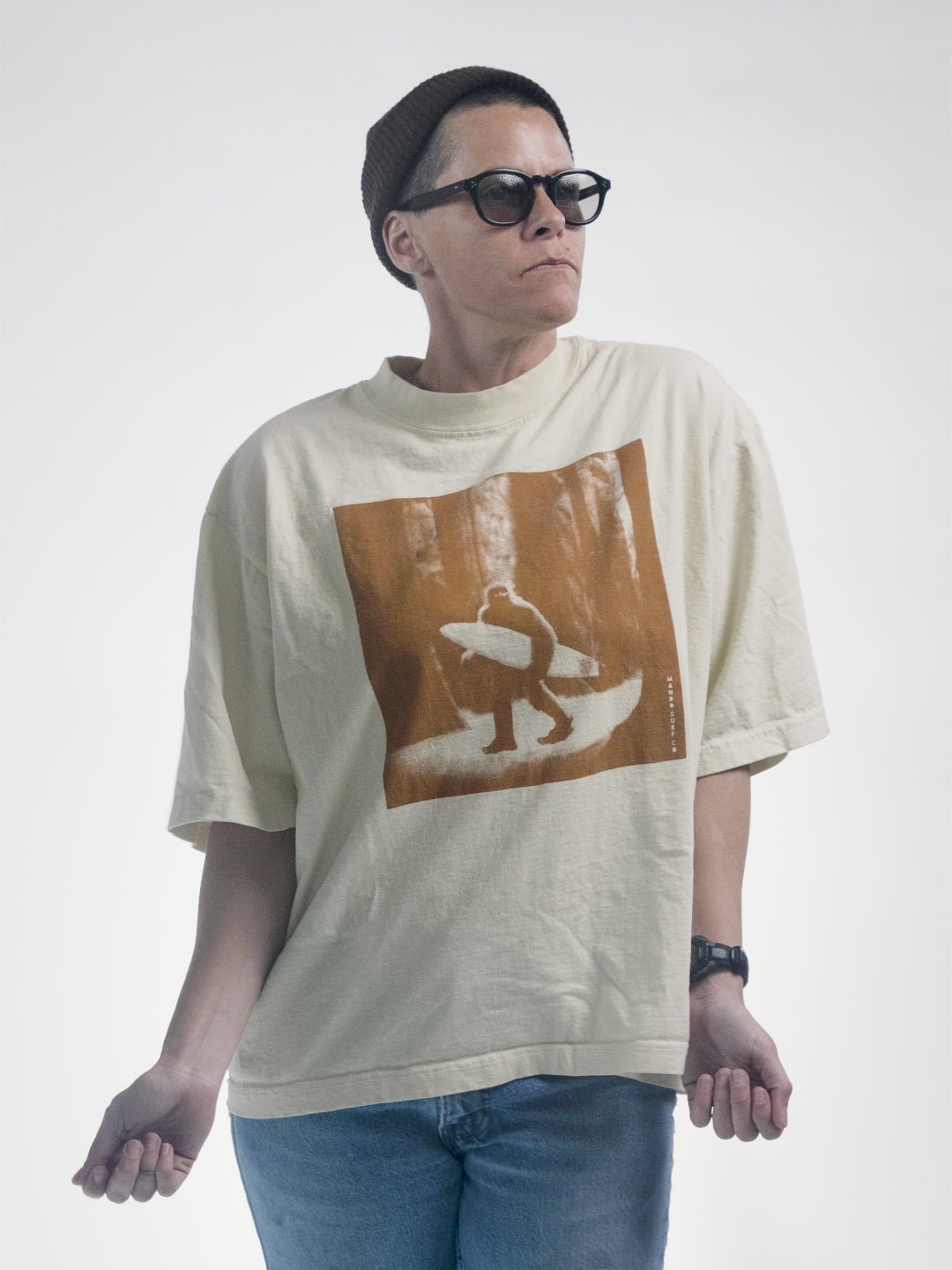 mando merch model final.jpg