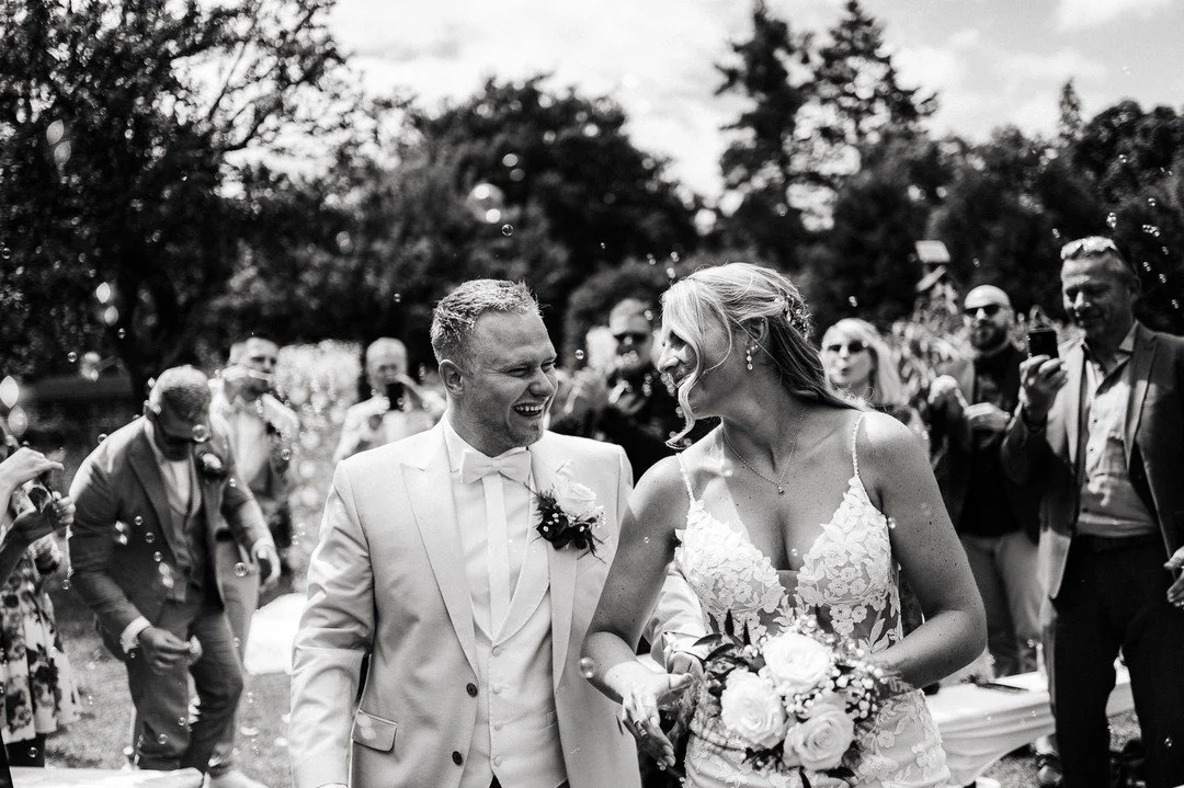 Just Married, congrats!

#hochzeitsfotograf #hochzeitsfotografie #hochzeit #wedding #hochzeitsbilder #hochzeitsfeier #hochzeitsfotografnuernberg #candid #weddingphotographer #weddingphotography #hochzeitsreportage #realweddings #freietrauung #brautpa