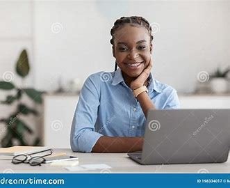 smiling blk female counselor.jpeg