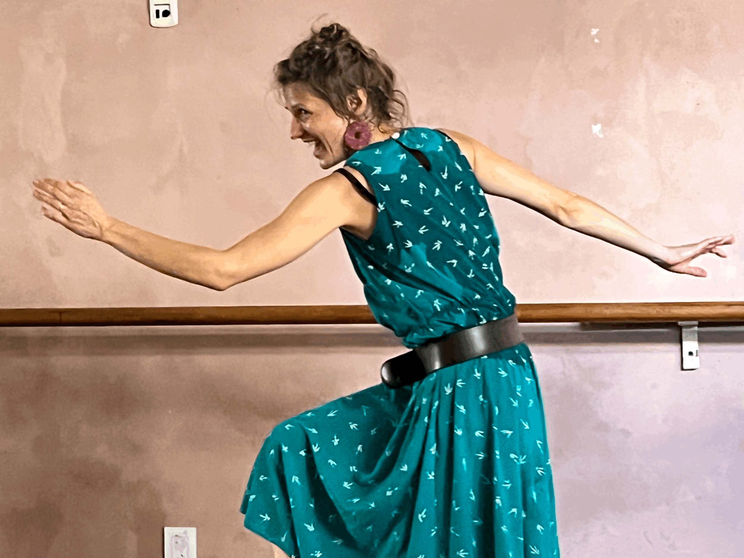 INNER CHARACTERS - Work sessions on acting and physicality in live performance