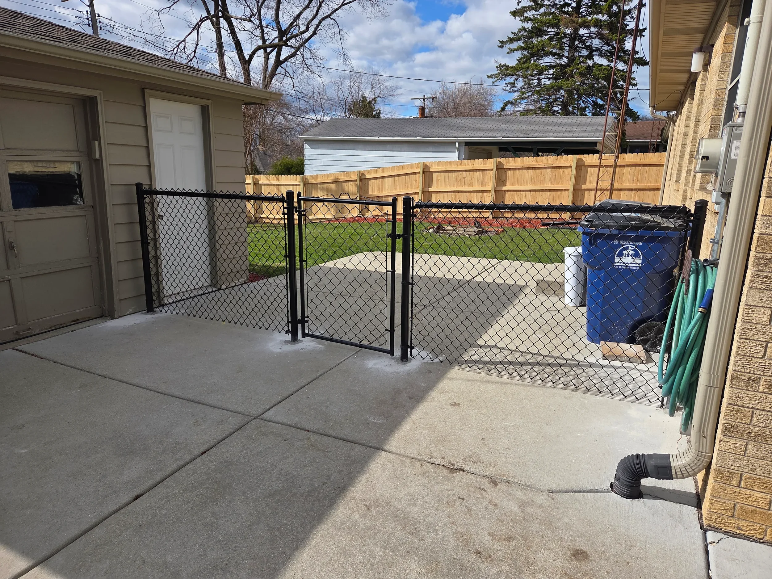 O Fence.webp