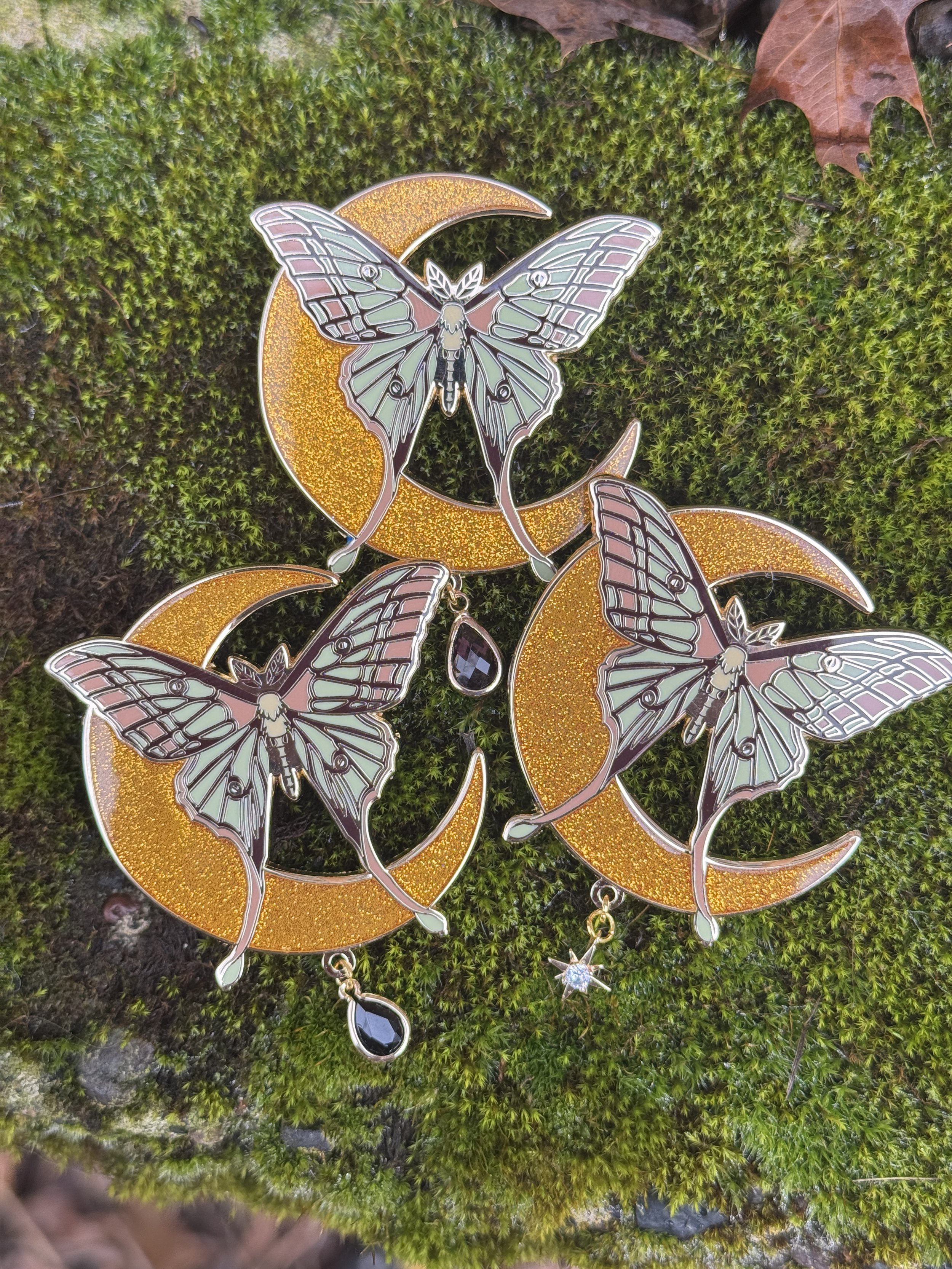 Hybrid Moon Moth Pin