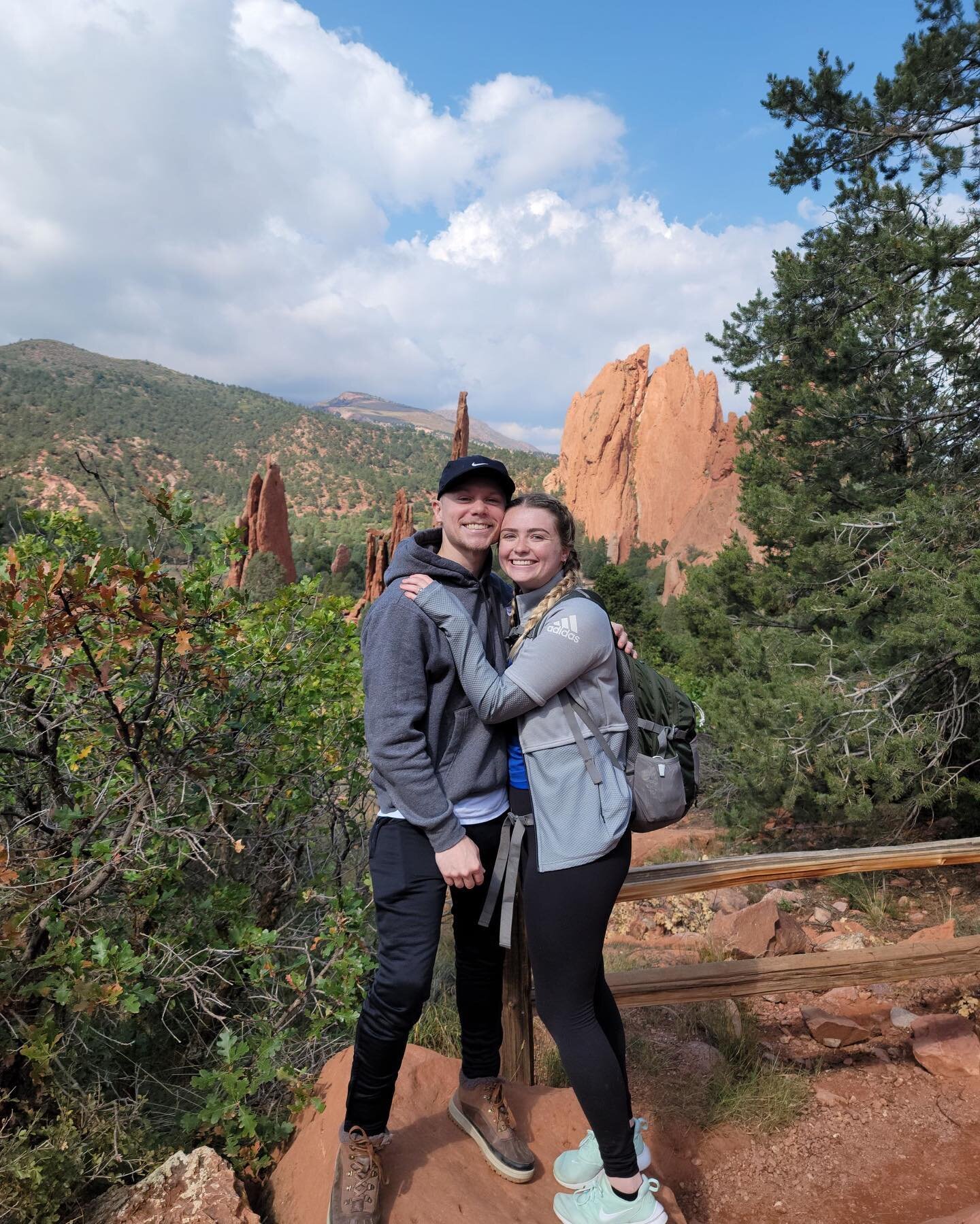 Colorado 2022 ✨
This week the hubs and I took a couple of days off to go on a little hiking trip ⛰️ here’s some highlights from our vaca 🕶️