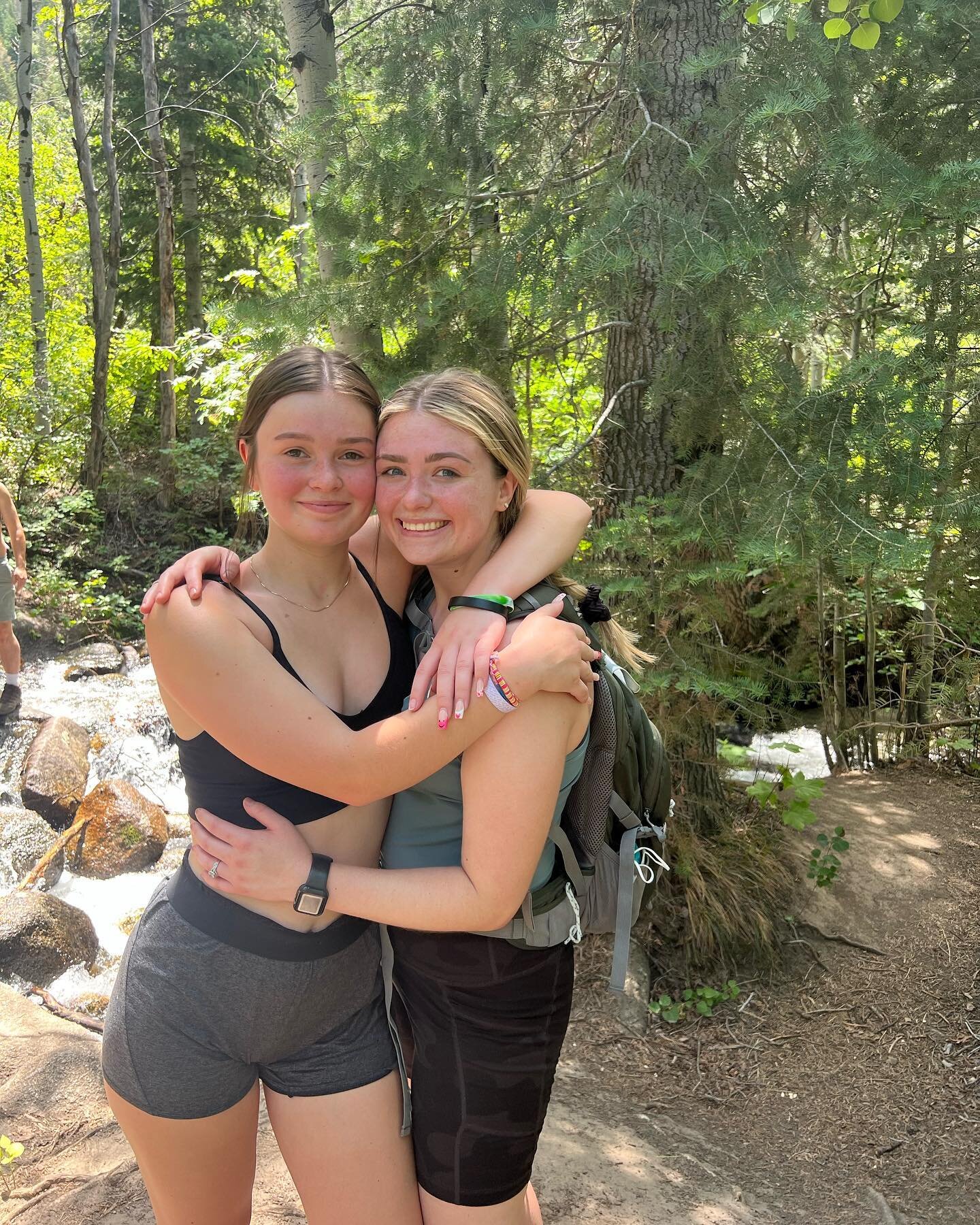 Im so glad I took some time off to go on adventures with my beautiful family! For those of you who don’t know I have 6 amazing siblings that live in Nebraska so I don’t get to see them often. Im so blessed to have a family as wonderful as