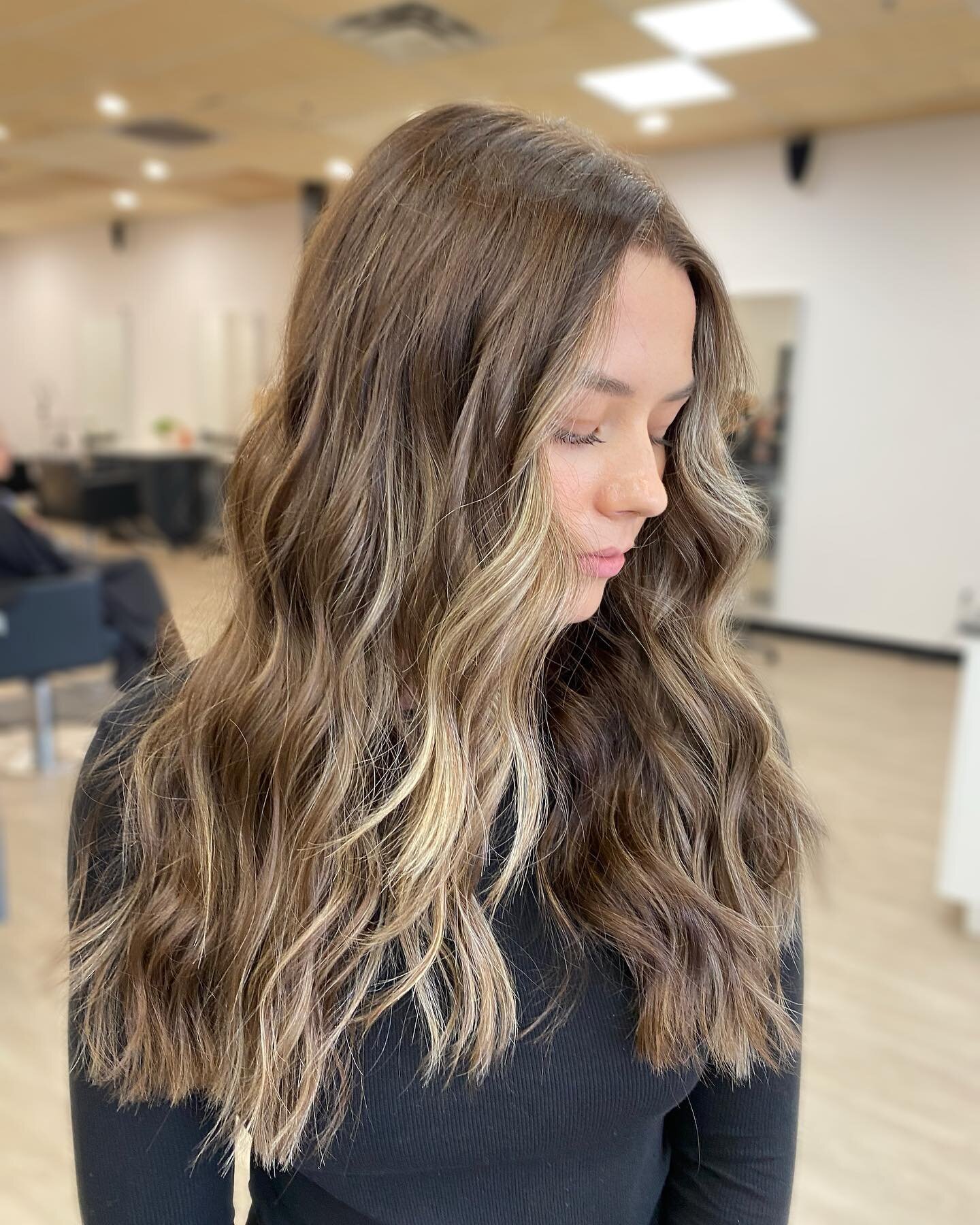 brunette ➡️ bronde✨💫🤩
-
-
-
-
-
-
#slchairstylist #slchairdressers #sandyuthair #prioritysalon #utahhair #utahhaircolor #sandyutahhairstylist #draperuthair