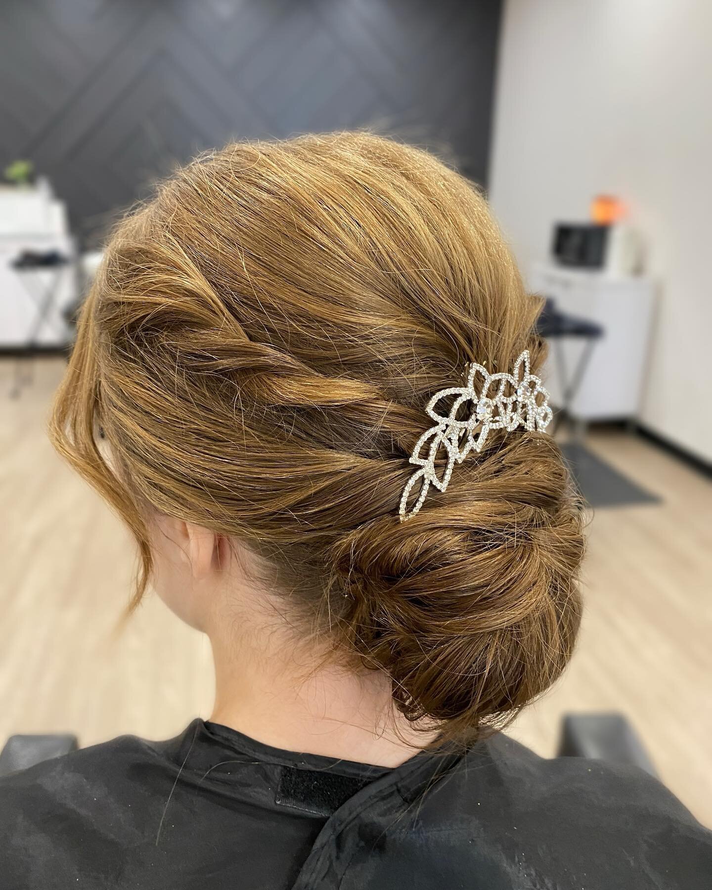 homecoming hair✨
if you’re in need of styling for a dance, shoot me a message and let’s get you booked!!
-
-
-
-
-
#sandyuthair #sandyutahhairstylist #sandyuthairsalon #draperut #prioritysalon #prioritysalonsandy