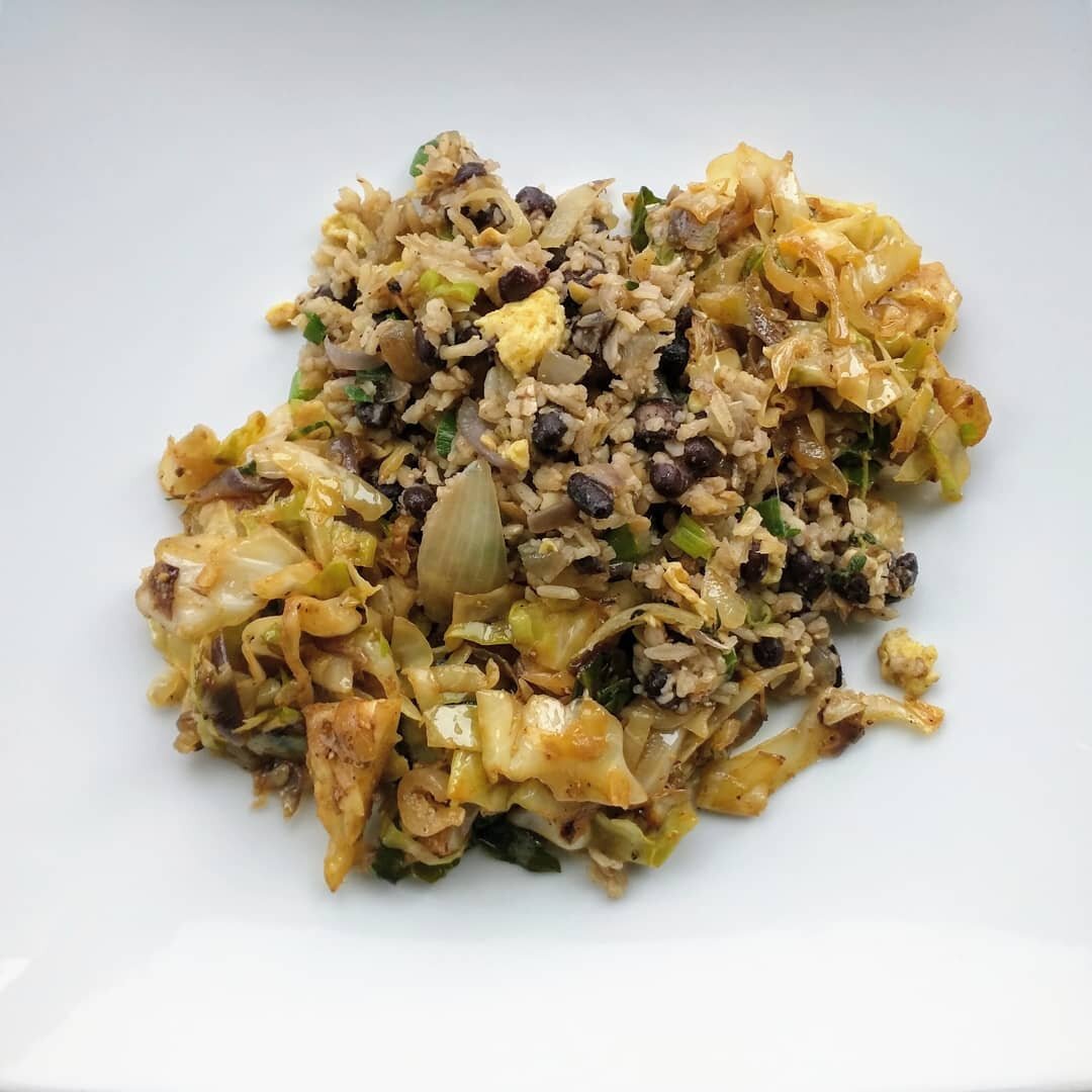 Re-imagining fried rice with brown rice. A combination of black beans and brown rice. Egg is optional. Served with stir fry cabbage. One pan cooking. #healthnut #food #rice #beans #stirfry #eats #healthyfood #homemade #friedrice @divinevooking