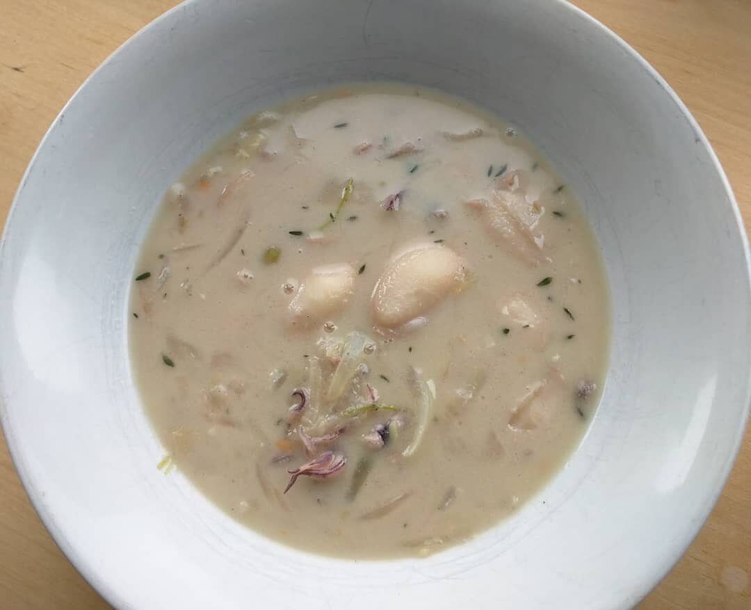 OB soup. Ca-Co #soup #soupbowl #nourish #herbs #food #health #eats @divinecooking