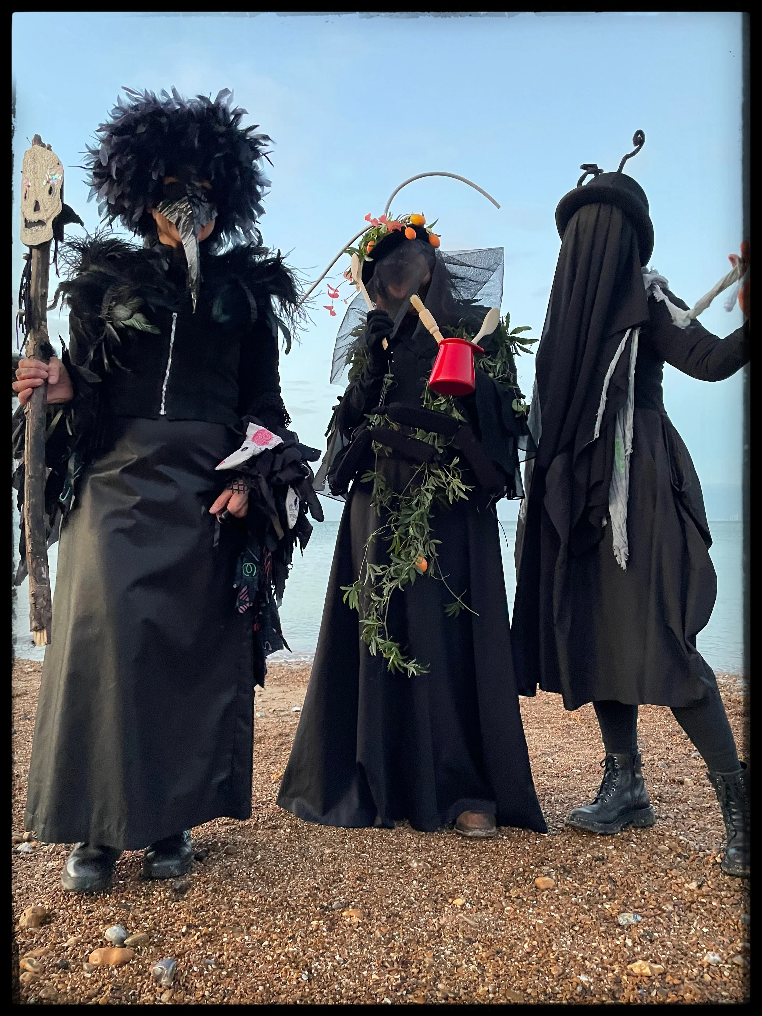 Dusking 25 Whitstable Annie Taylor Alma Caira Debbie Shewell.JPG