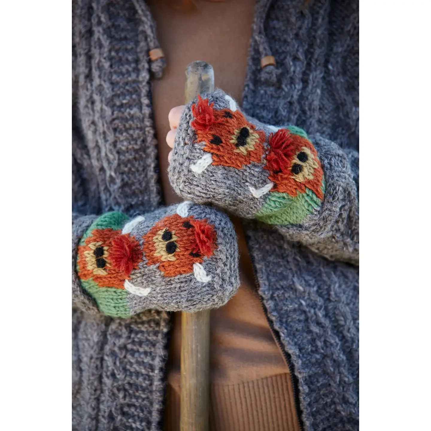 fingerless glove3.webp