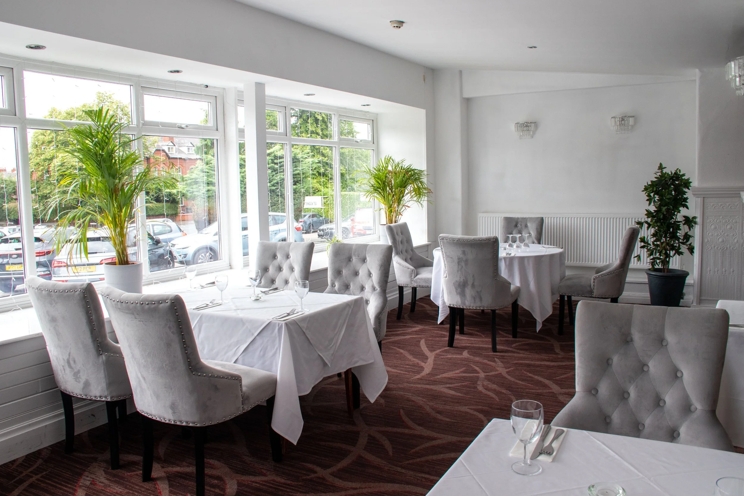 Henderson's Bar Alma Lodge Hotel Stockport — ALMA LODGE