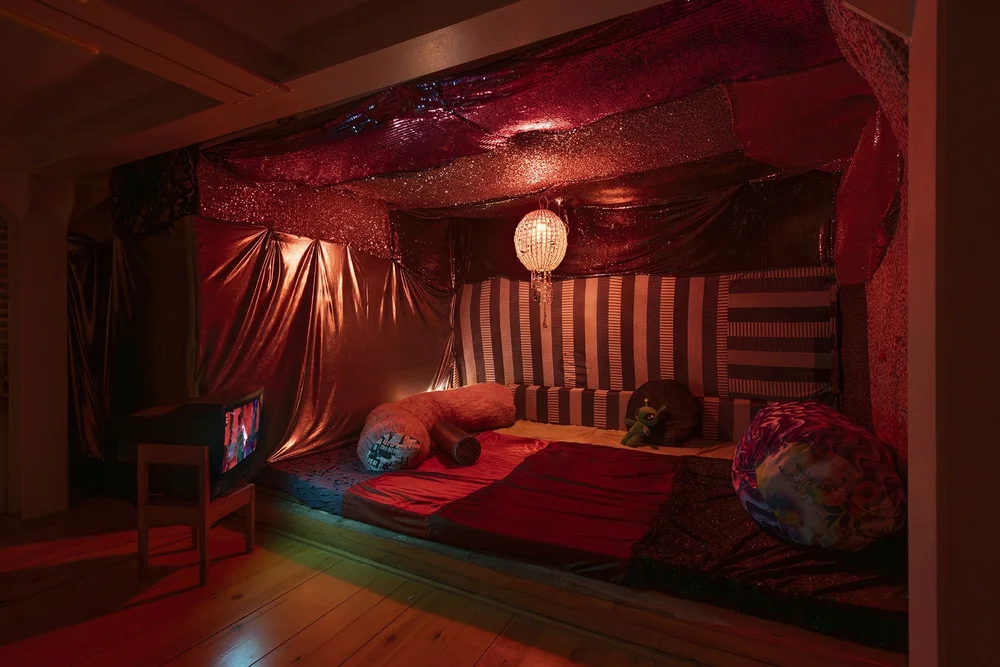  Parastu Gharabaghi, exhibition view of  Dare2b B&amp;B  at Cordova, 2024. Photo: Roberto Ruiz 