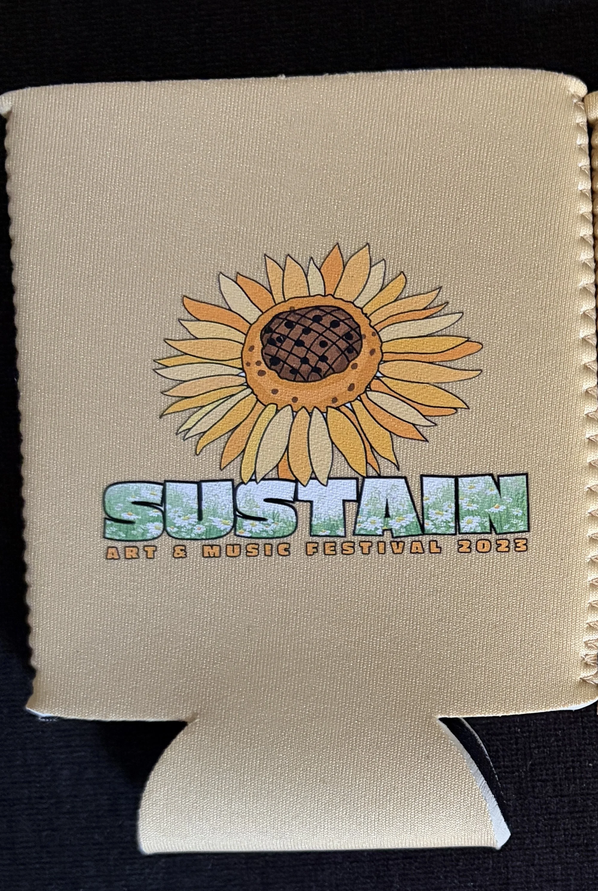 Sunflower front koozie.JPG
