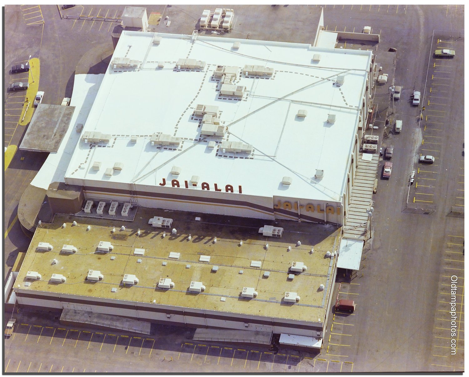 Tampa Jai-Alai Fronton building, 5125 South Dale Mabry Highway — Old ...