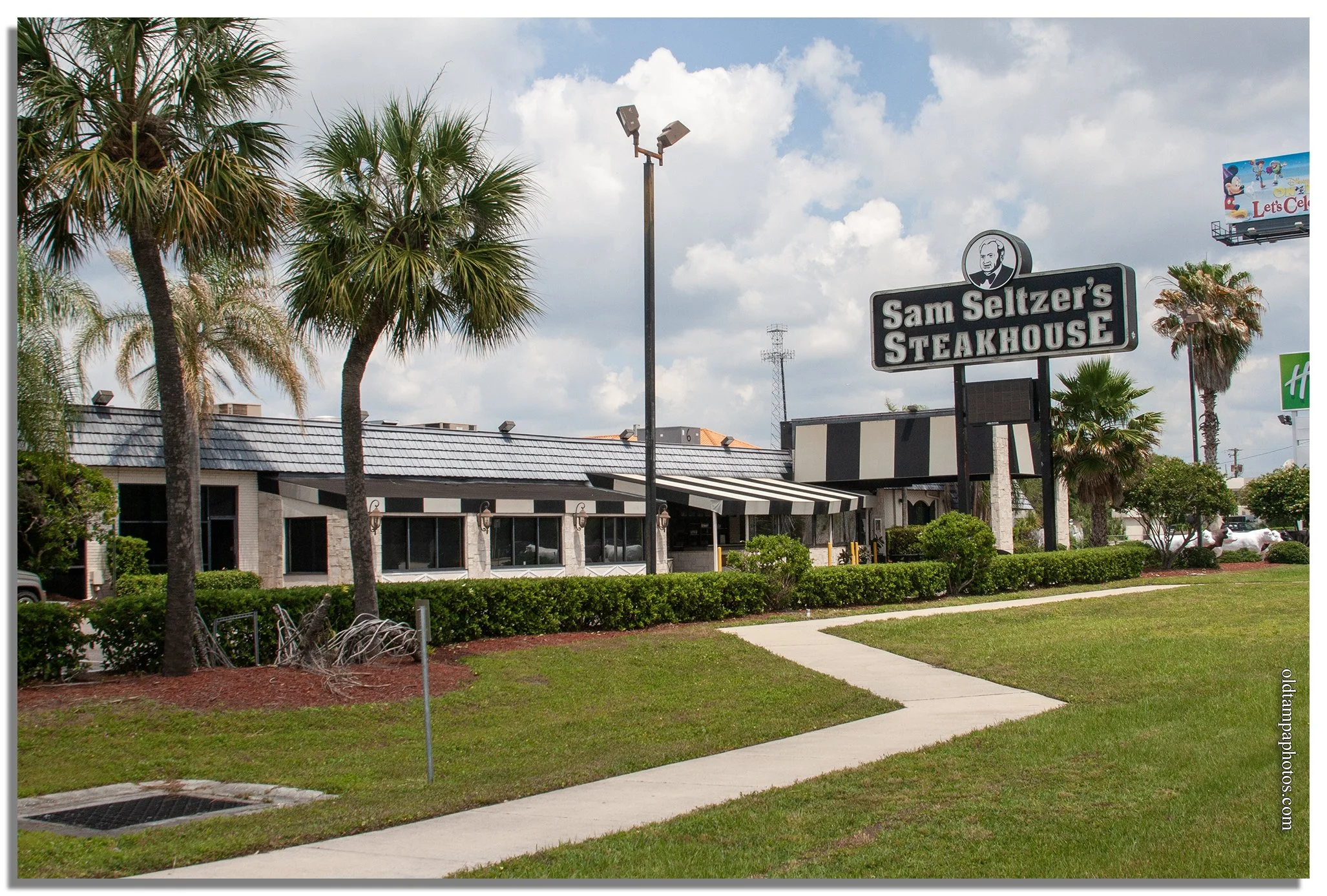 Sam Seltzer’s Steakhouse on North Dale Mabry Highway in Tampa, Florida. The popular steakhouse opened in 1995 and was known for its affordable steaks, large portions, on-site butcher shop, and life-sized plastic cows outside the restaurant.