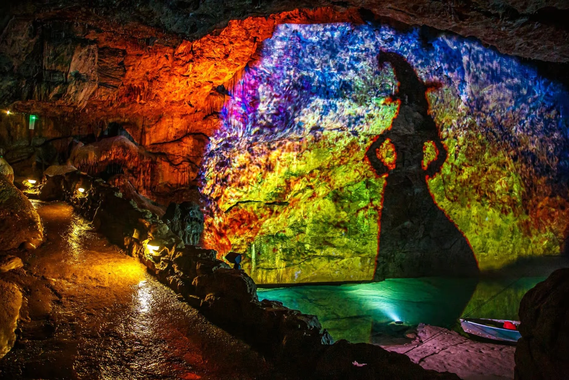 0_Wookey-Hole-Caves-Projection-Mapping-11.jpg