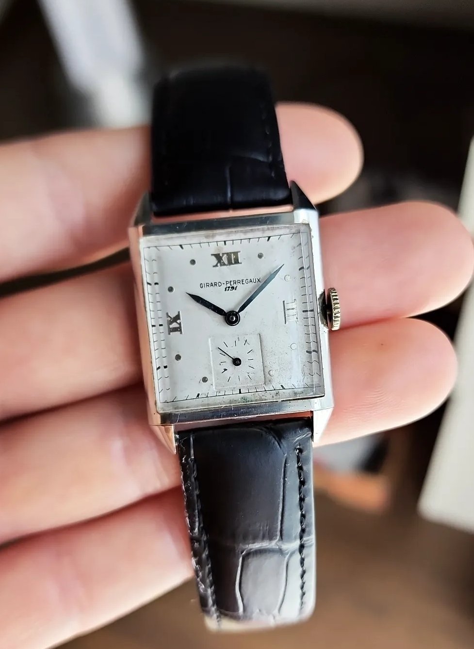 Vintage 1945 Girard-Perregaux