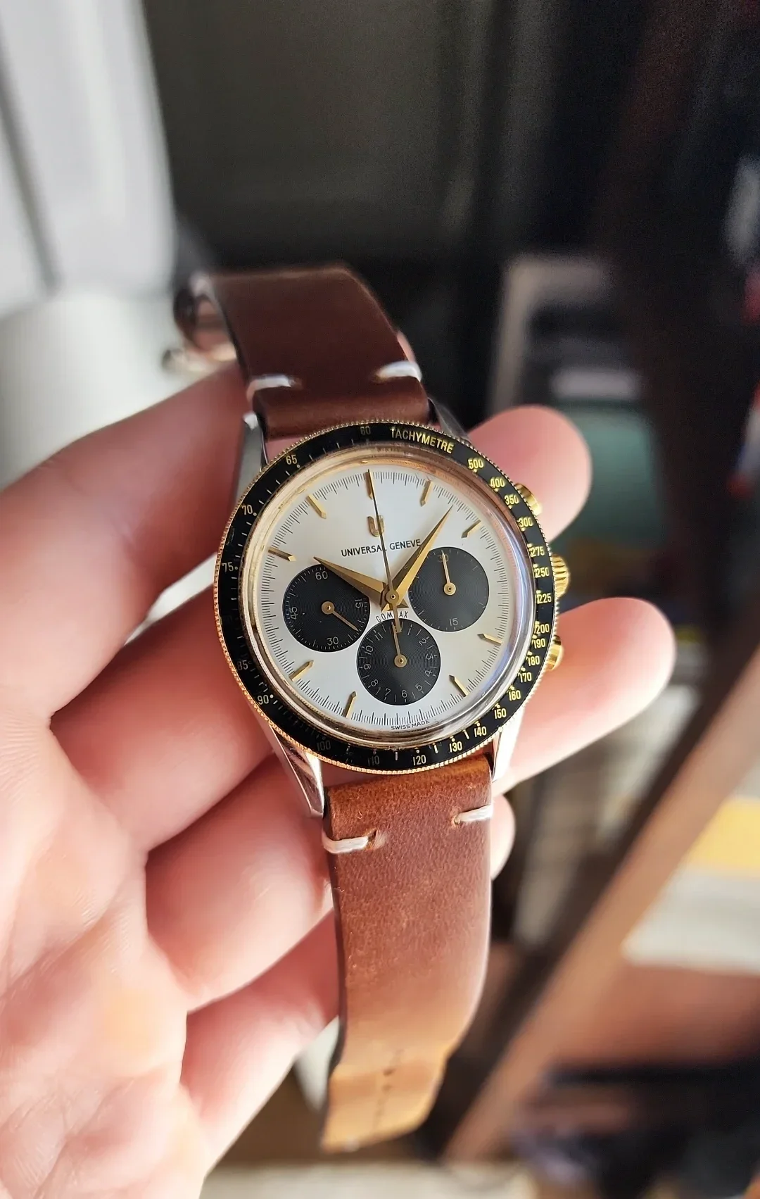 Universal Geneve 284.465