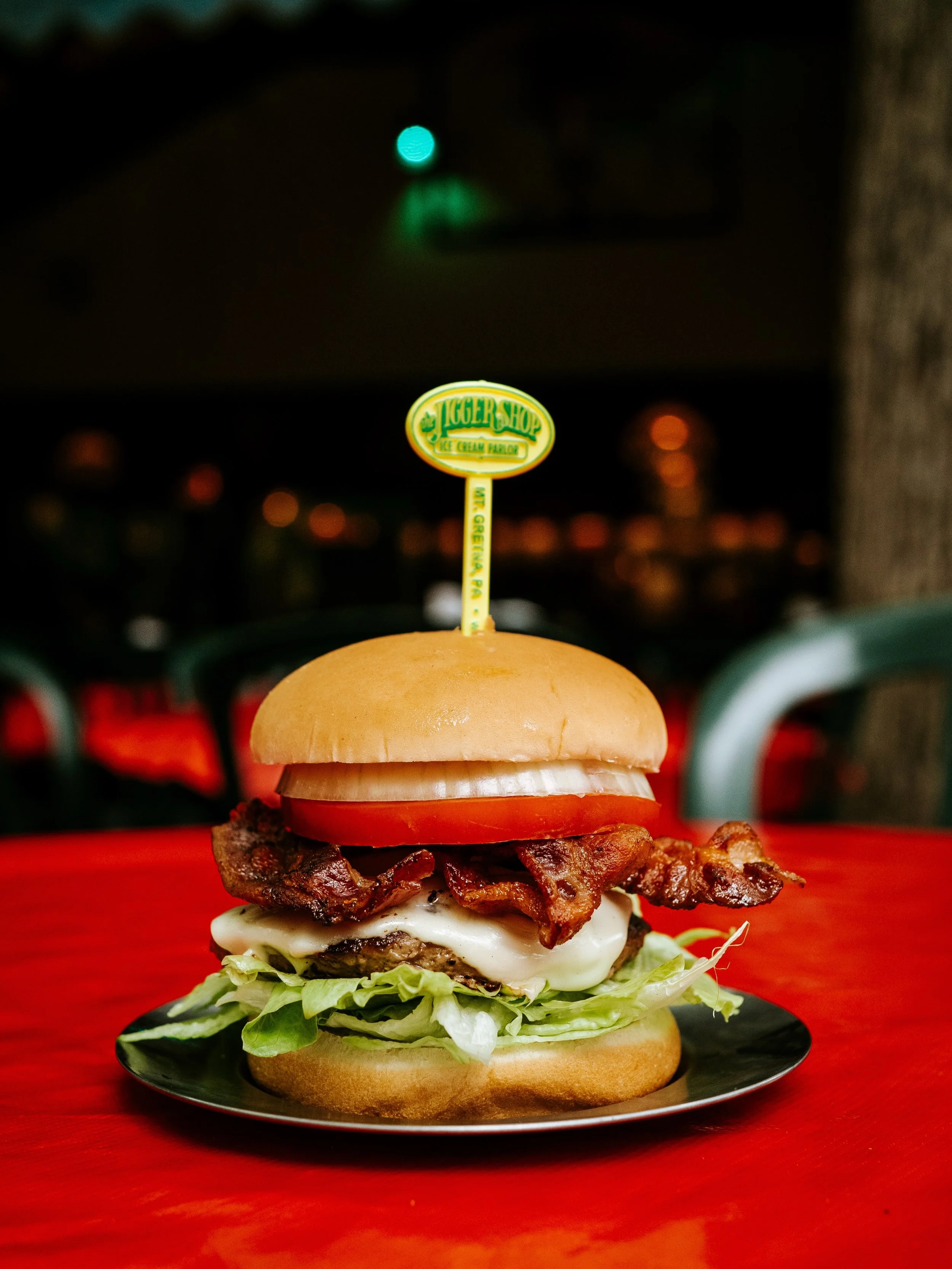 National Burger Day? Sounds like the perfect excuse to grab a burger, fries, and make a meal of it. 🍔🫶🏻