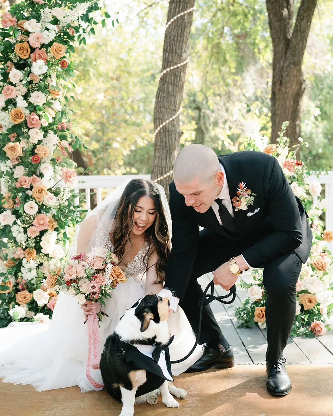When every member of the family is included in your wedding! 🐕💕💍 We love it when our couples say &quot;I do&quot; with their furry best friends by their side.

Need blooms for your four-legged friend? We're here for it! 

📷 @moniqueannephotograph