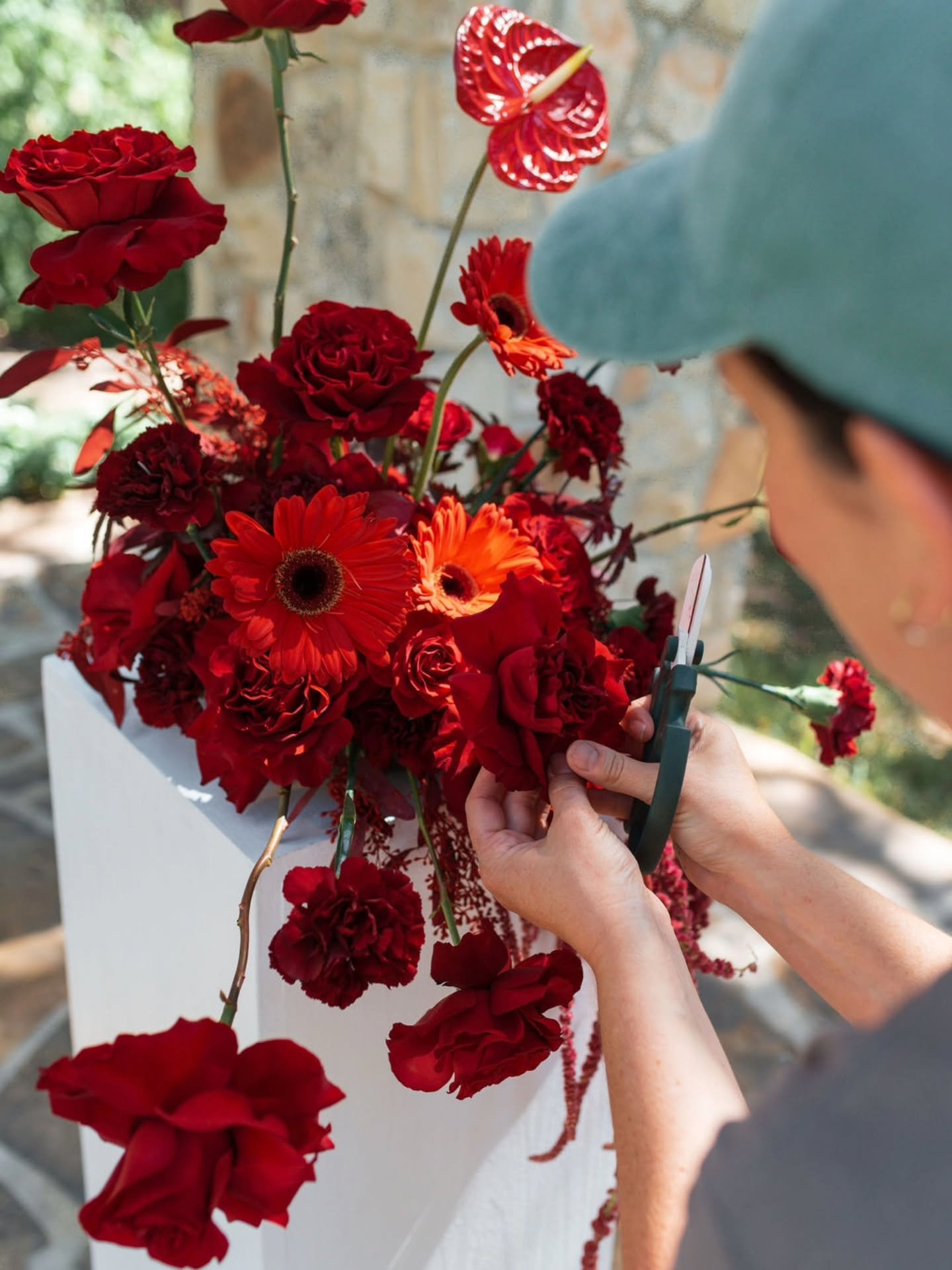 Back from vacation, hearts full and hands ready ✨

Recharged, inspired, and so excited to dive back into flowers. We&rsquo;ve got a really fun wedding this weekend and can&rsquo;t wait to bring it to life. Let&rsquo;s bloom ❤️

📷 @stephanierenaeco

