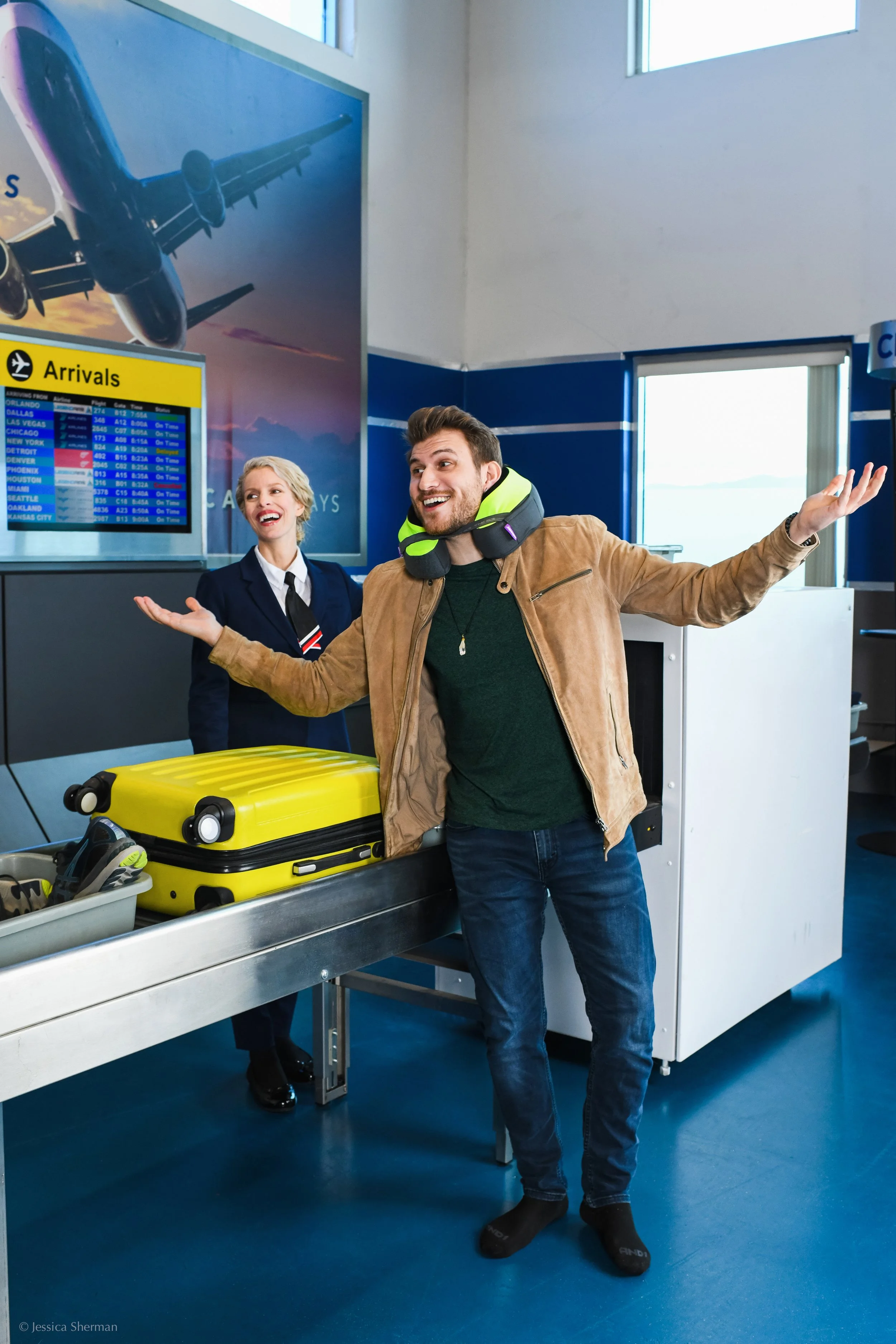 DSC_1974-CONVEYOR BELT-CHARTREUSE-DEMETRIS-PAMELA.jpg