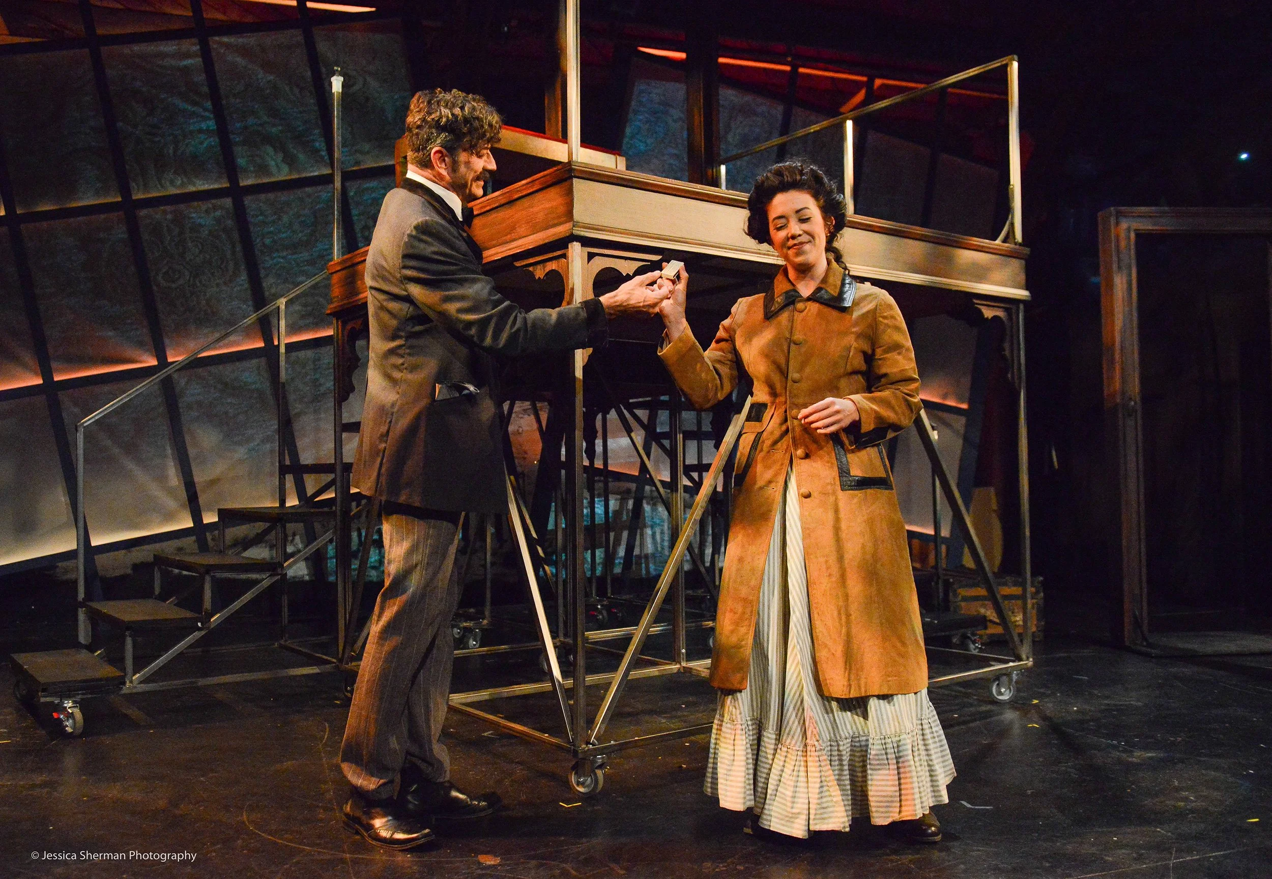 Holmes-Evelyn-9320-Site.jpg