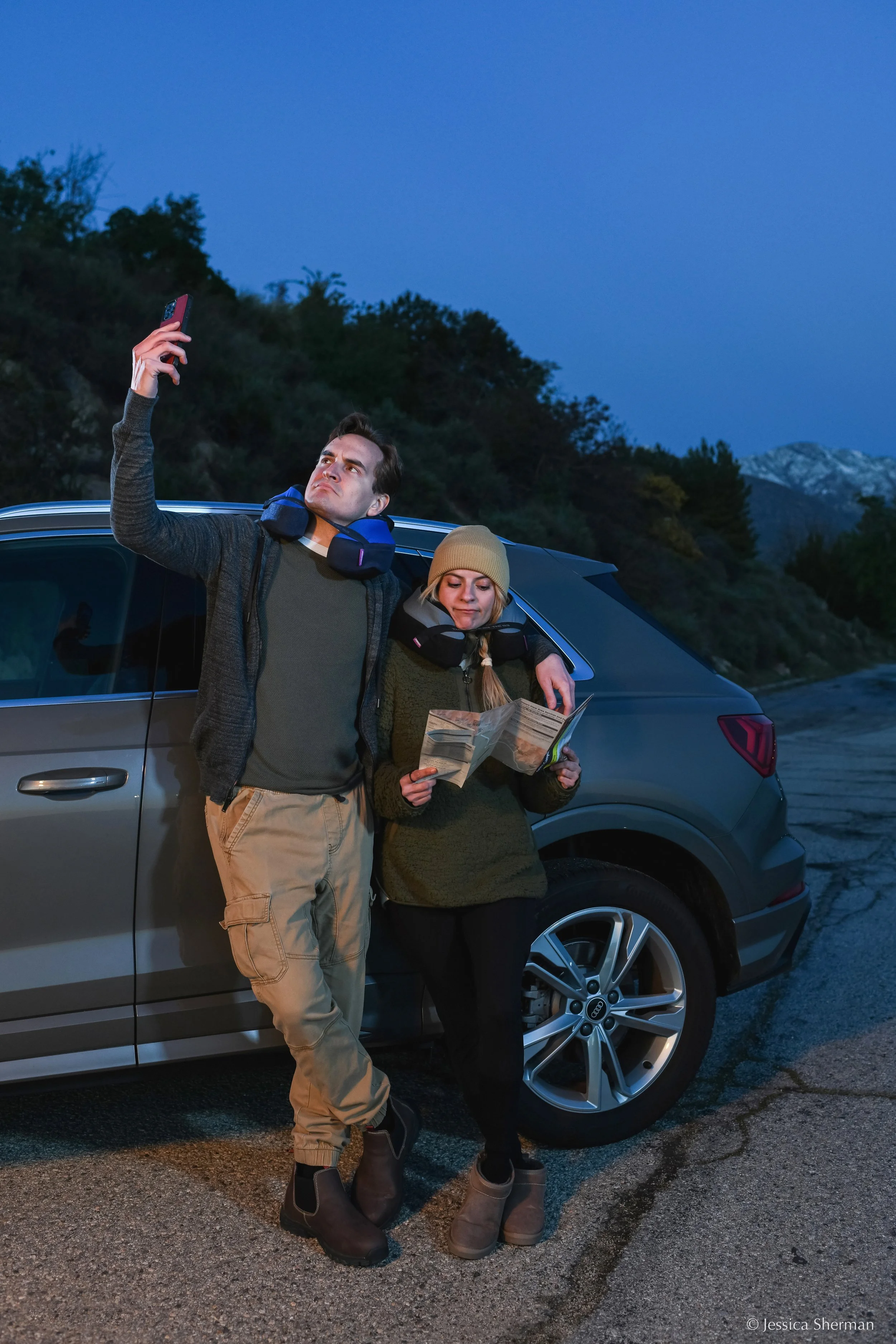 DSC_4617-NO-CELL-SERVICE-TNE-BLUE-GRAY-JEREMY-PAM-MOUNTAIN-2.jpg