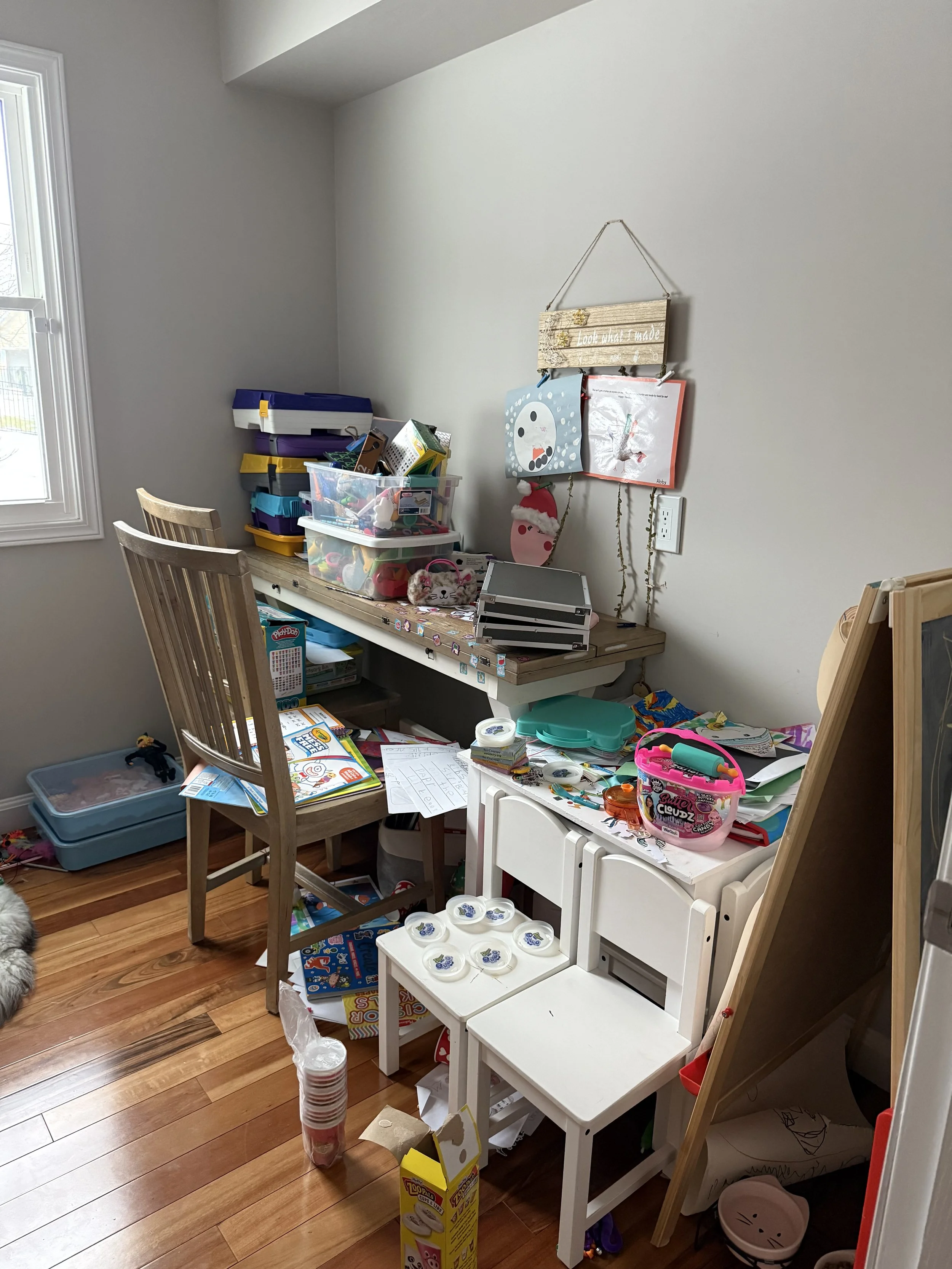 KIDS WORKSTATION - BEFORE