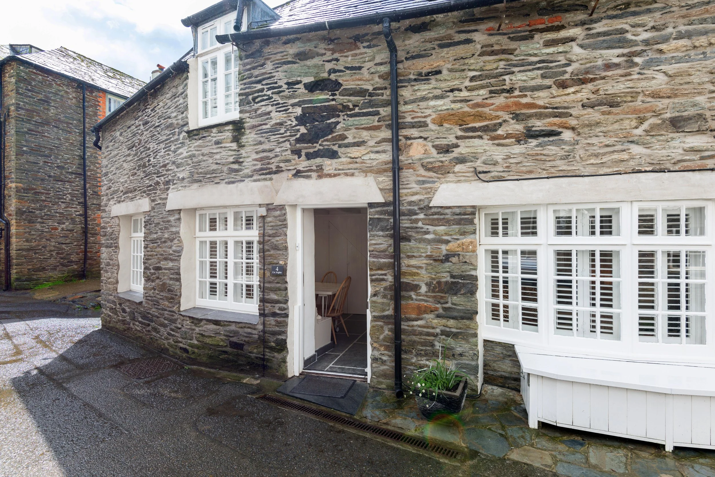 DW-2020-08-18-Cor-Anglais-Port-Isaac-Cornwall-Exterior-House-2.jpg