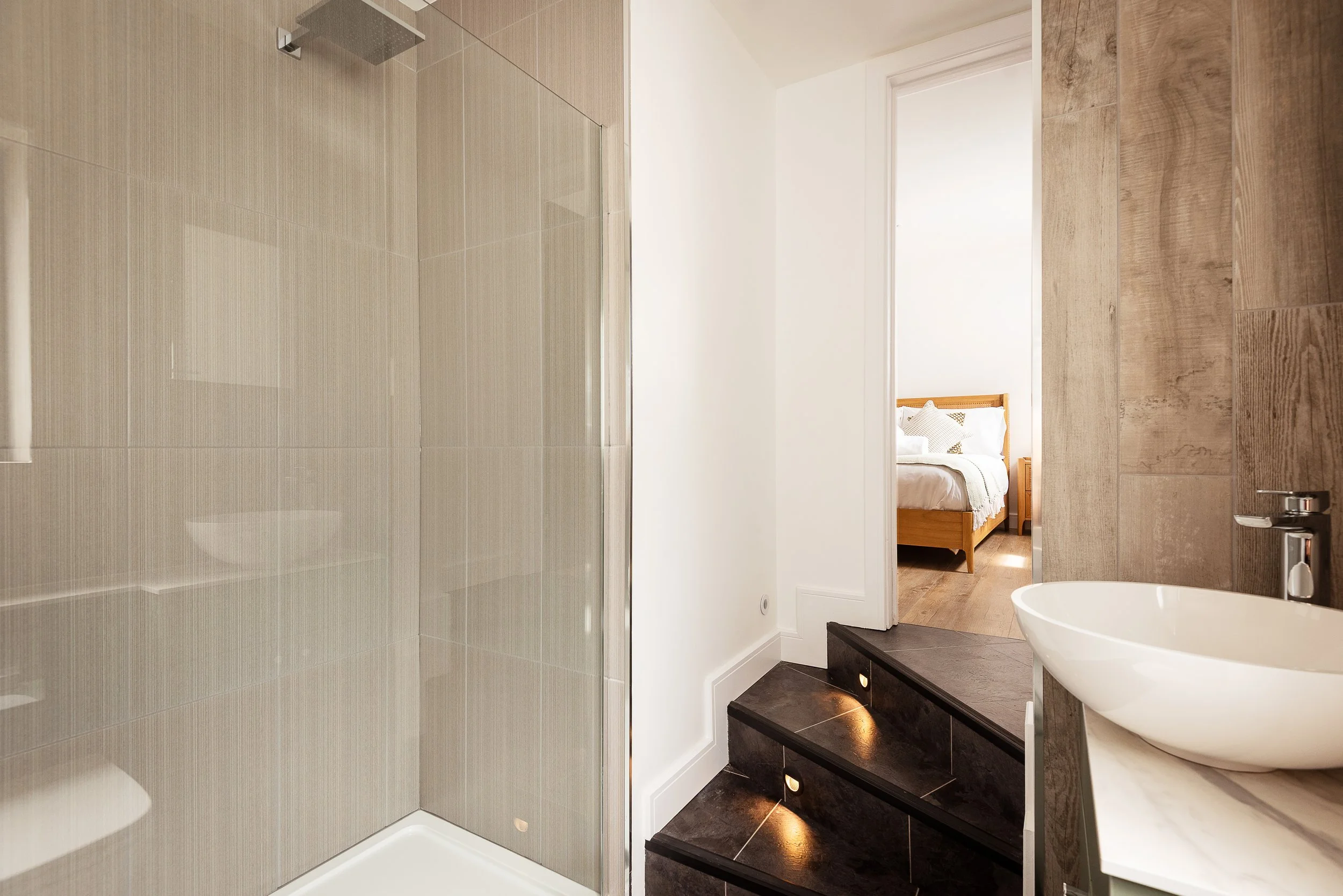 Doon-Williams-Keynor-View-Port-Isaac-June-25-Double-Bedroom-1-Ensuite-1.jpg