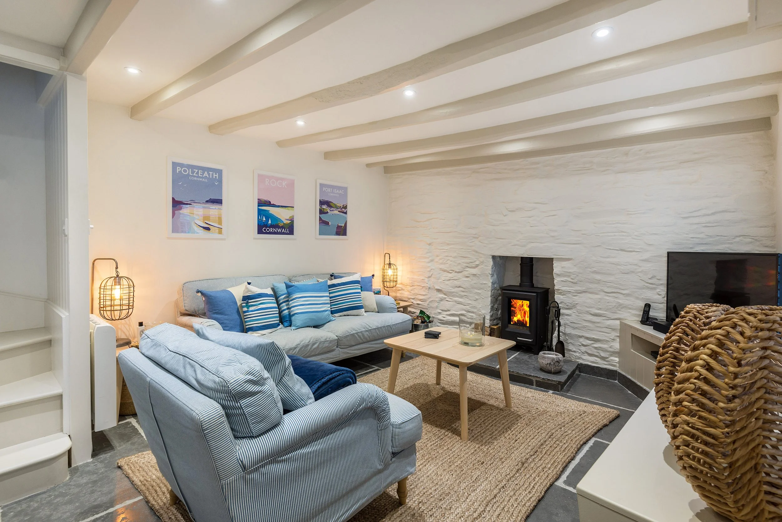 DW-2020-08-18-Cor-Anglais-Port-Isaac-Cornwall-Interior-Sitting-Room-1.jpg