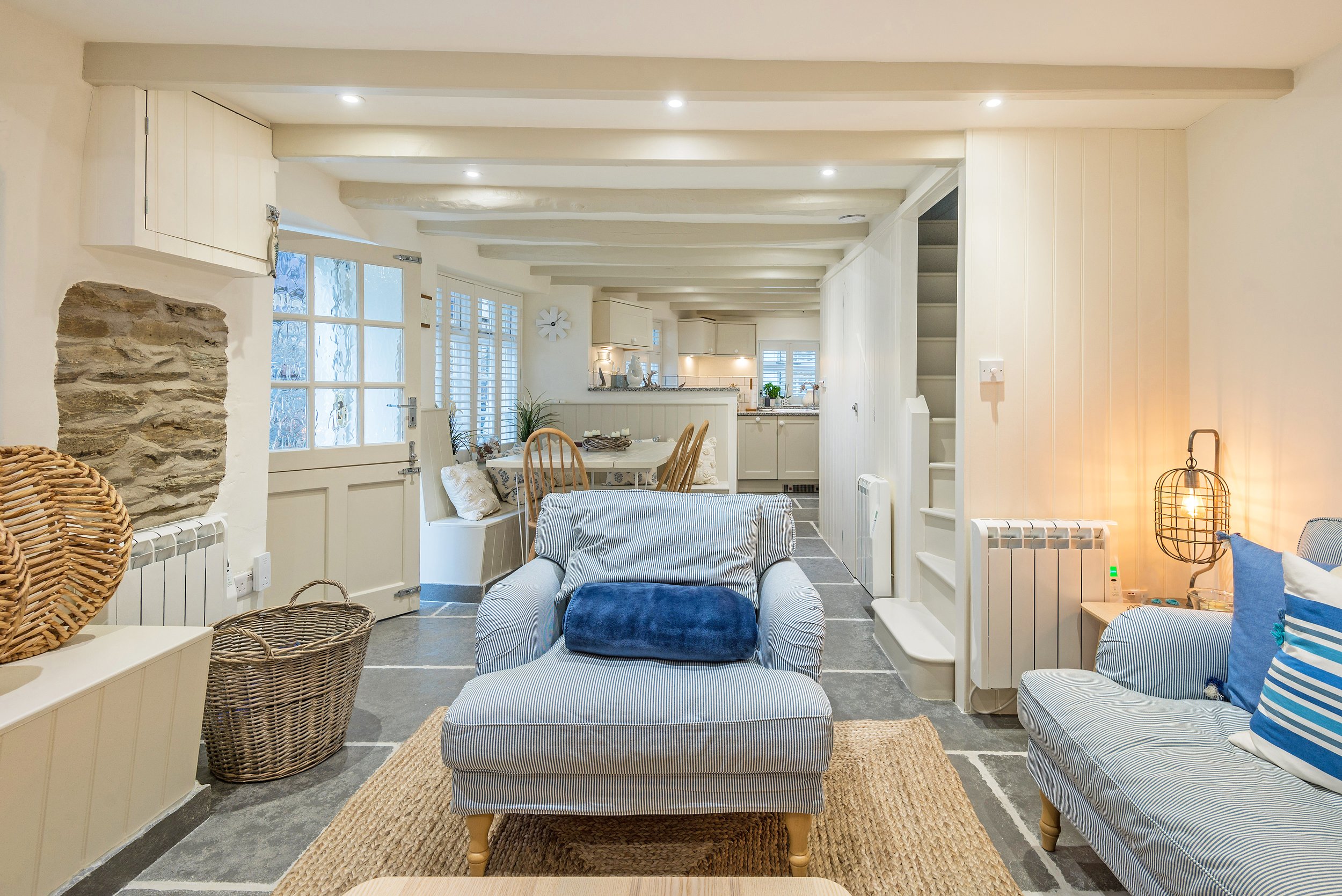 DW-2020-08-18-Cor-Anglais-Port-Isaac-Cornwall-Interior-Sitting-Room-3.jpg