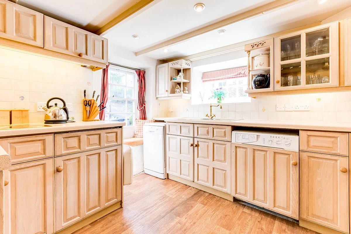kitchen in temple cottage, port isaac, cornwall