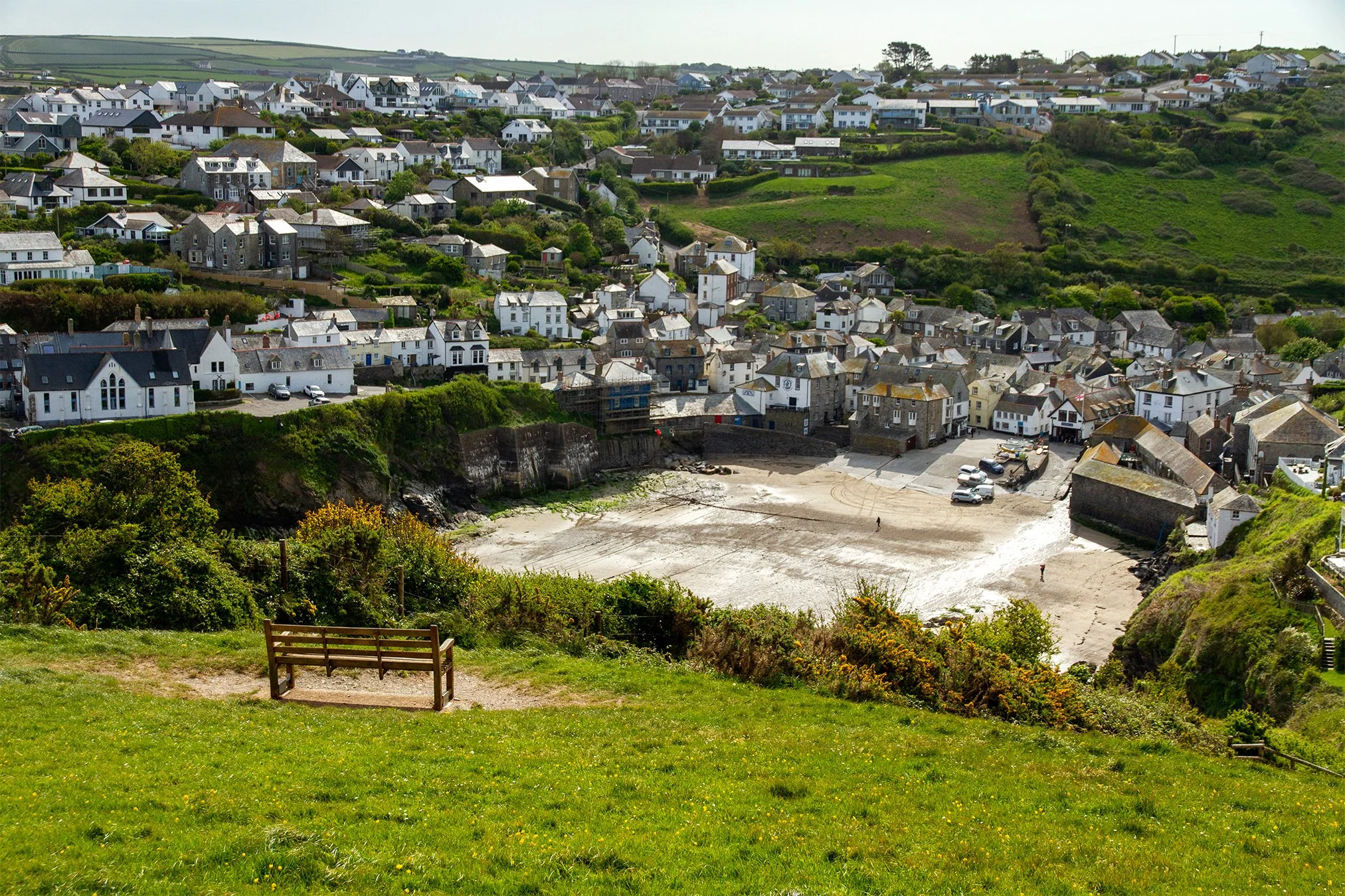 view down on to village of port isaac, cornwall