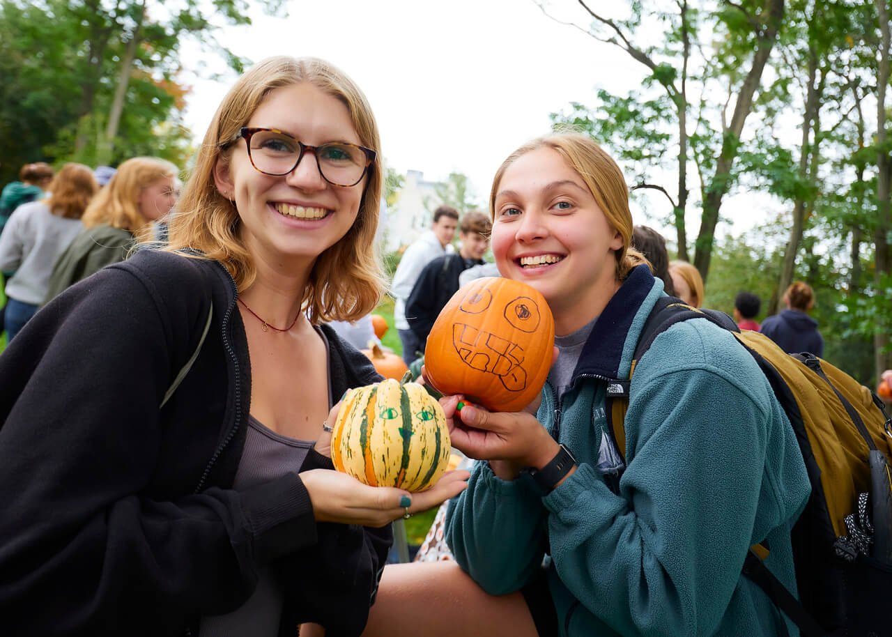 Fall Events College Event Photography: Highlights from Middlebury College’s Fall Family ...