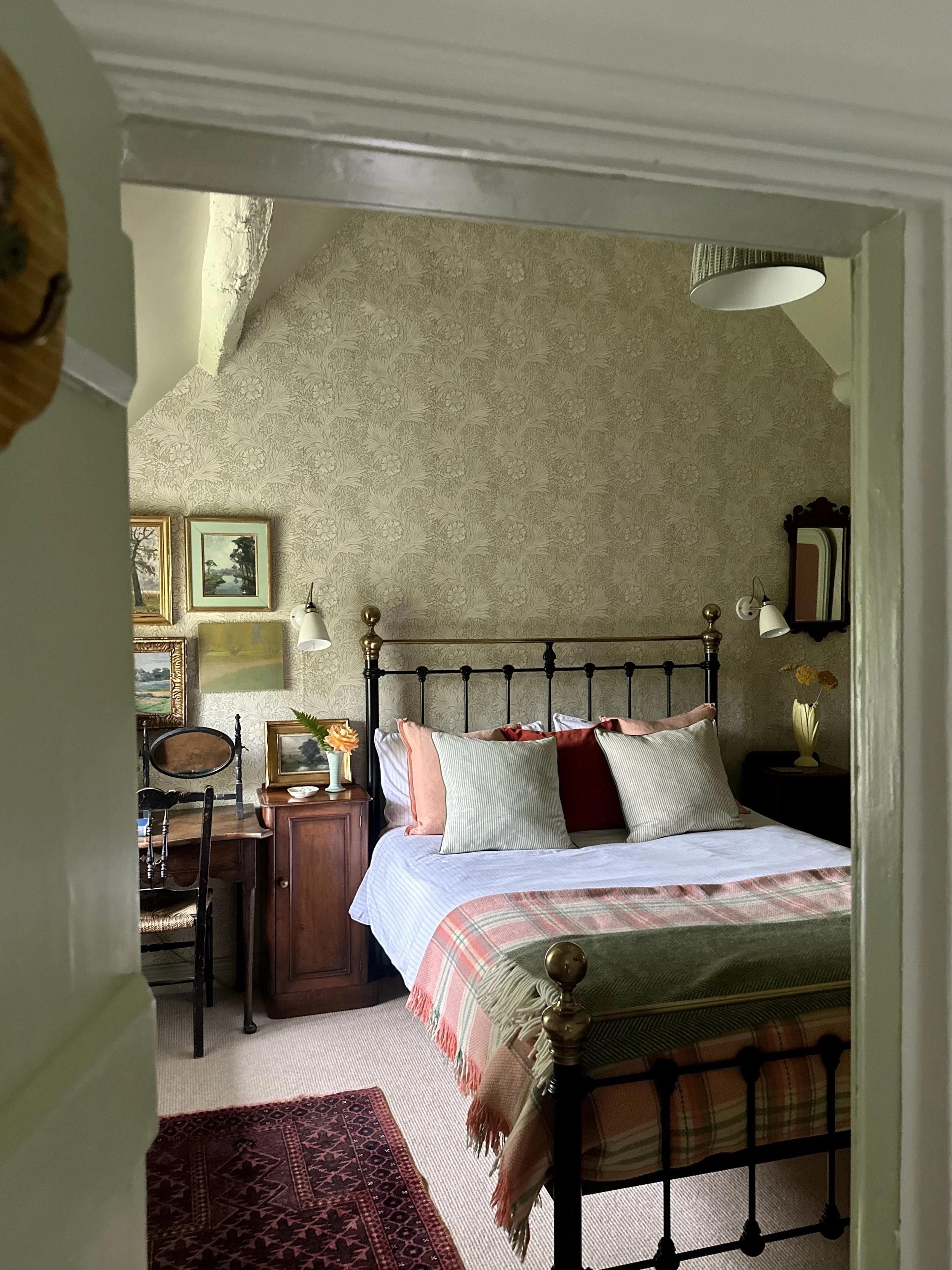 Main Bedroom IMG_2716.jpg