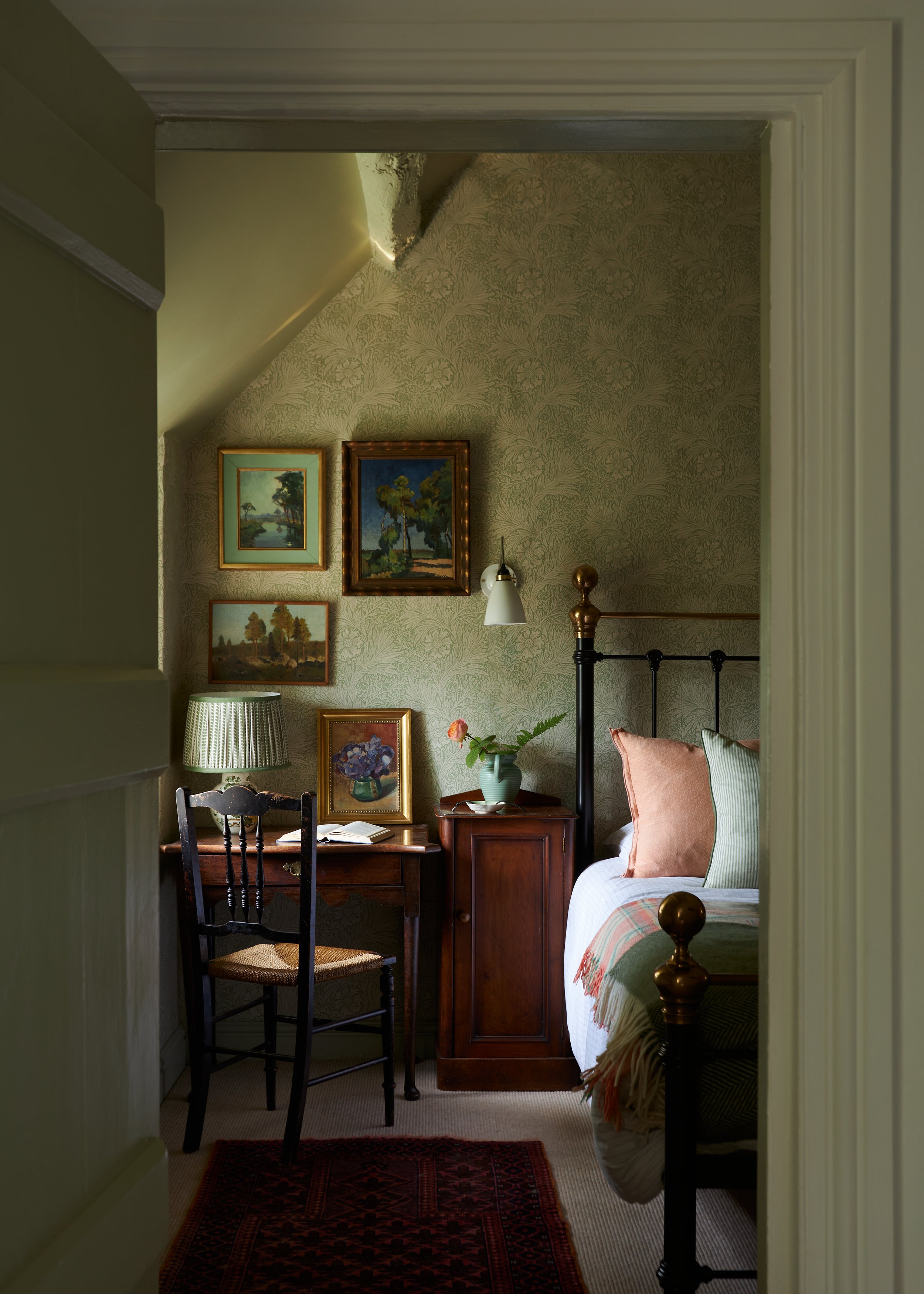 Main bedroom_hires_52.jpg