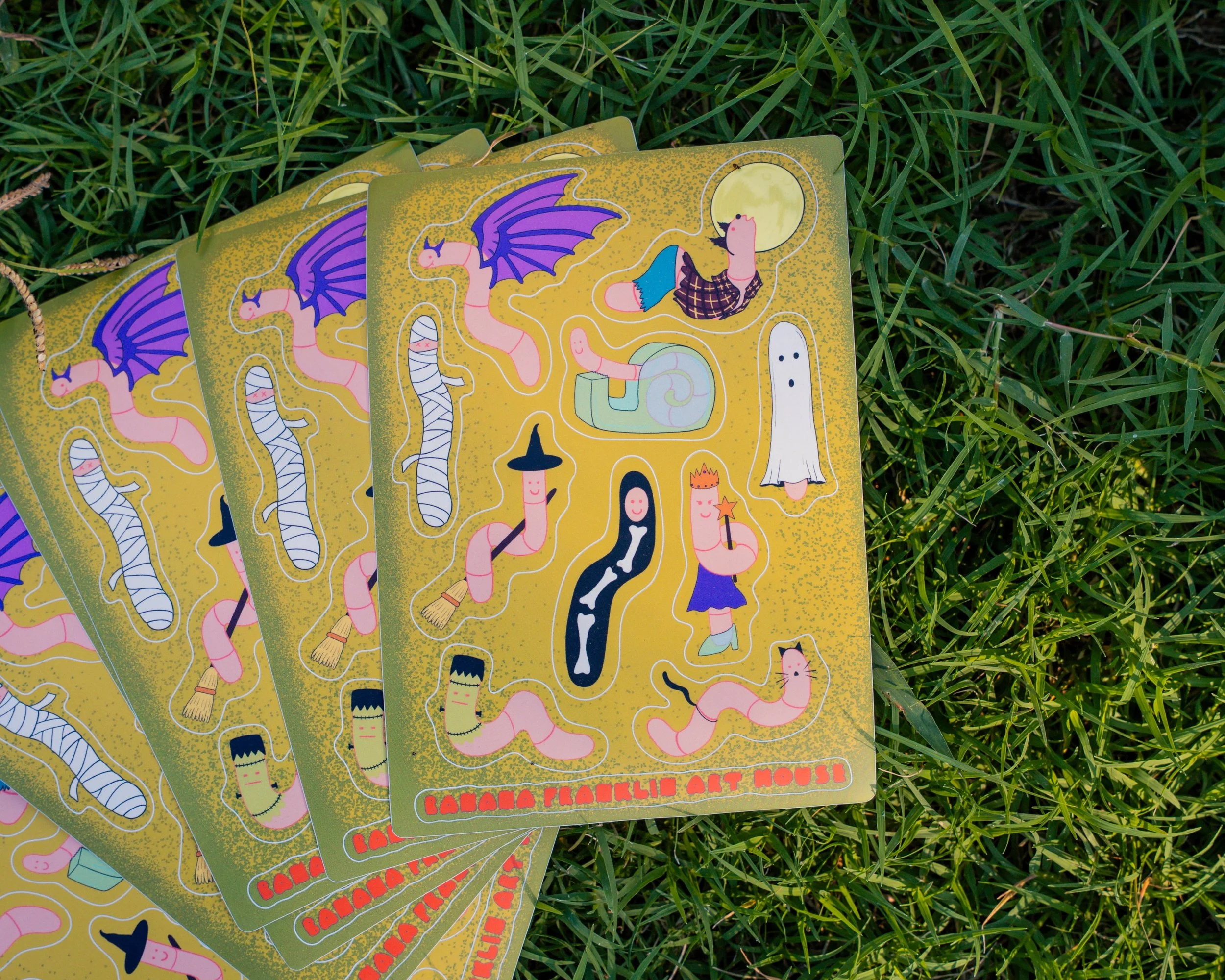 The Hallowormies are for when there is a full moon outside and you are feeling like a wereworm or a sexy cat worm in the moonlight 🐾🐈&zwj;⬛ or even a witchy worm catching a ride on your broom stick! Here at Banana Frankenstein Art House, we *would*