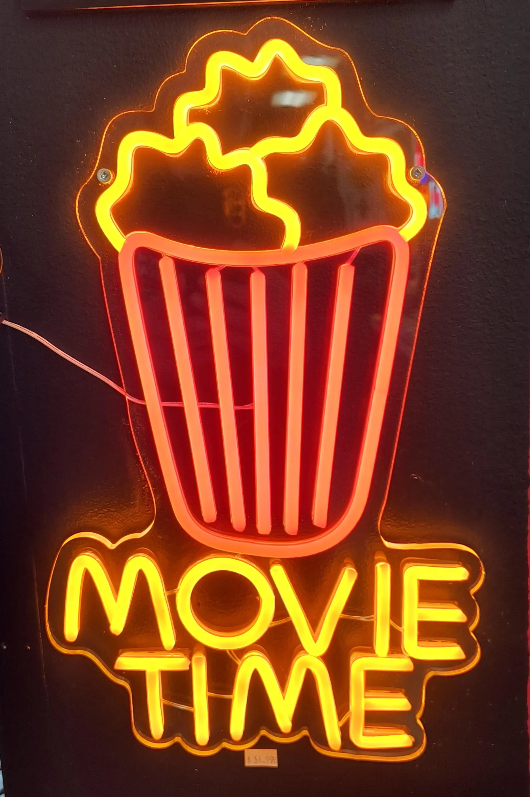 1-1 boutique-1-neon-4.jpeg