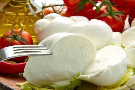MOZZARELLA: THE ART OF ITALIAN TASTING