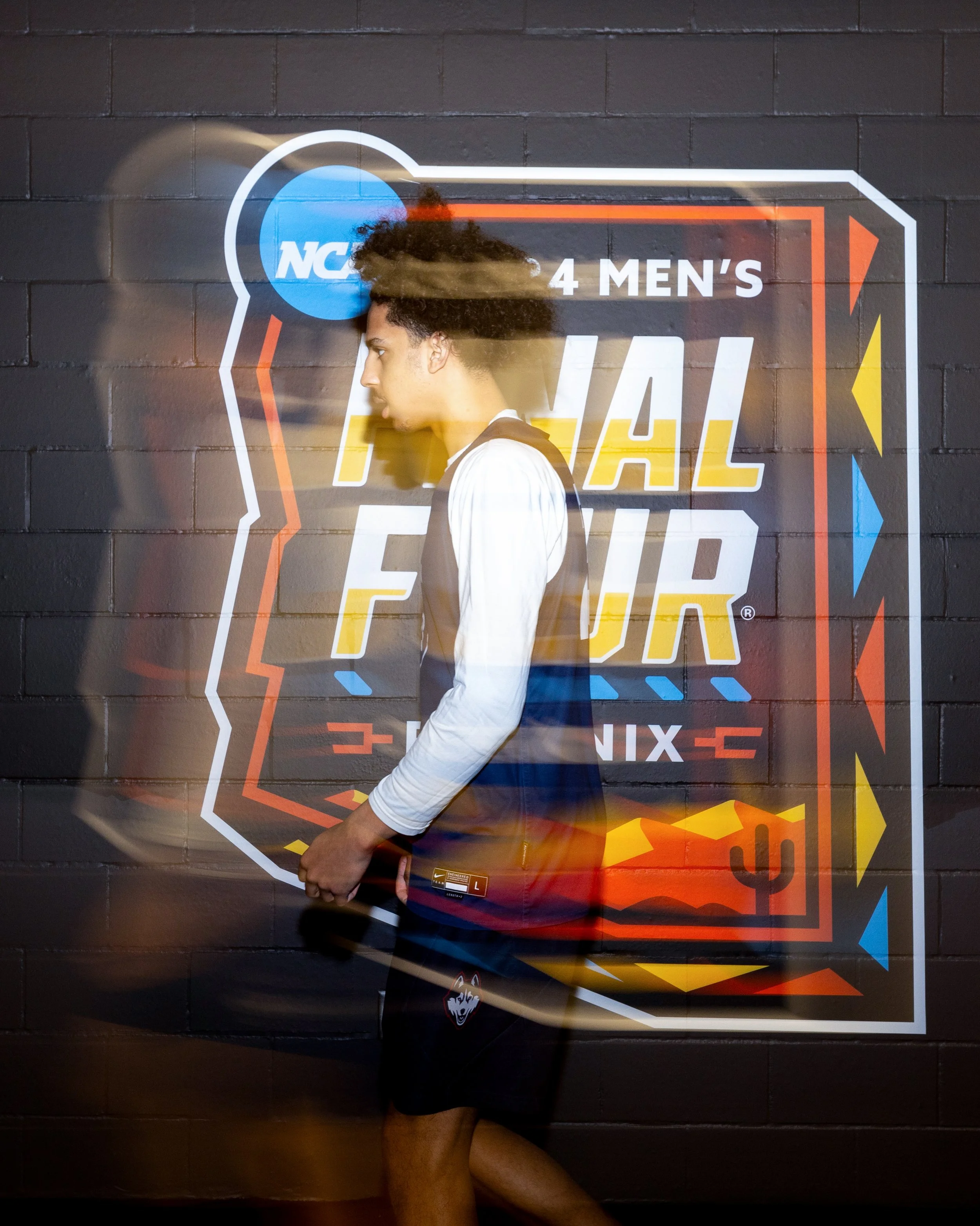 hua.FinalFour.1v.jpg
