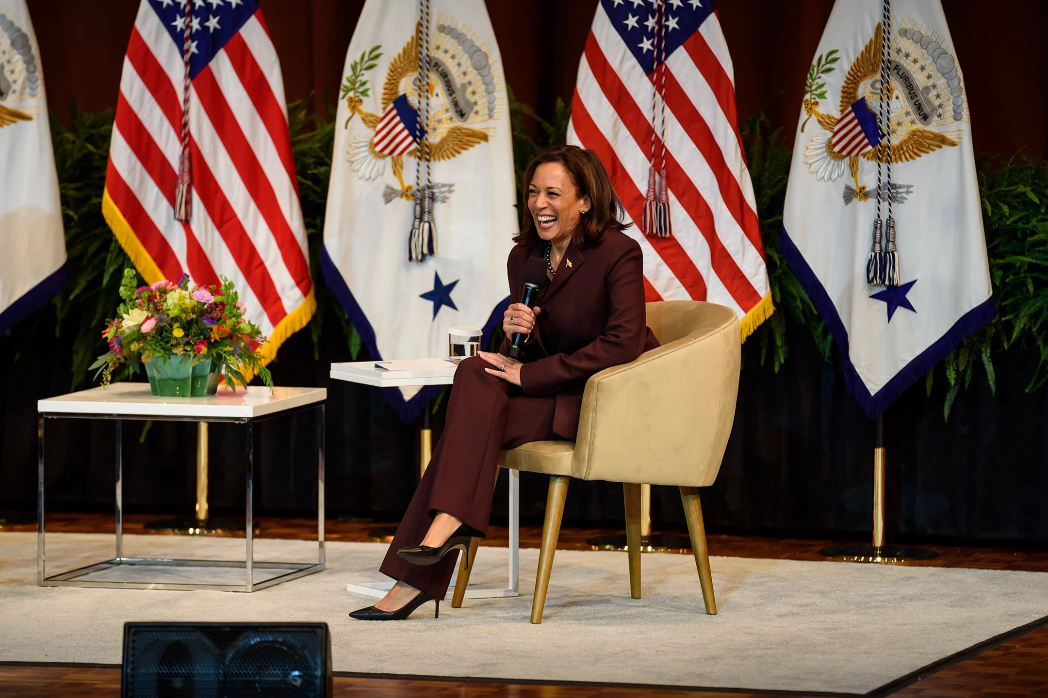 hua.NEW.KamalaHarris.2023.01.12.118.jpg