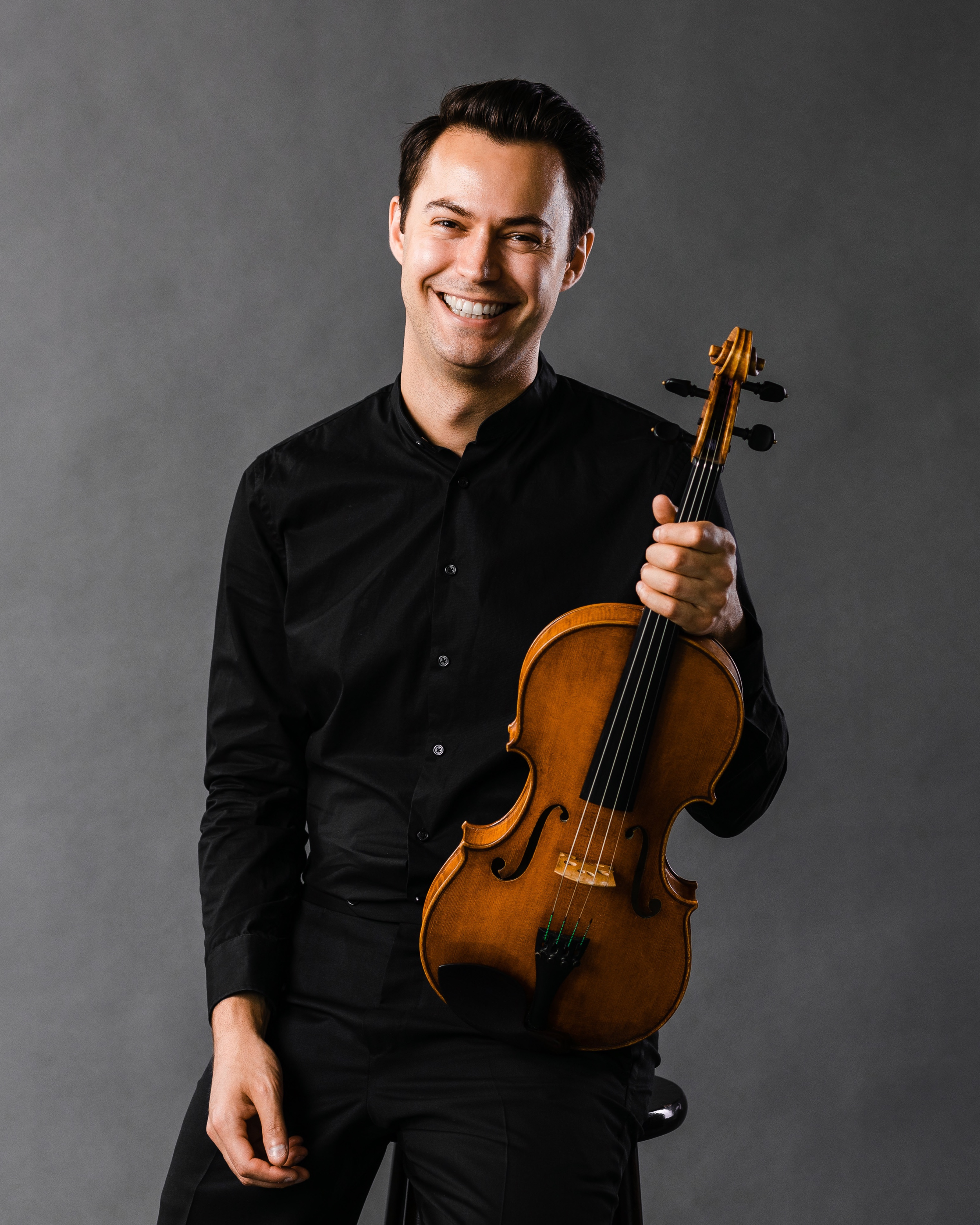 Jeremy Kienbaum (viola)
