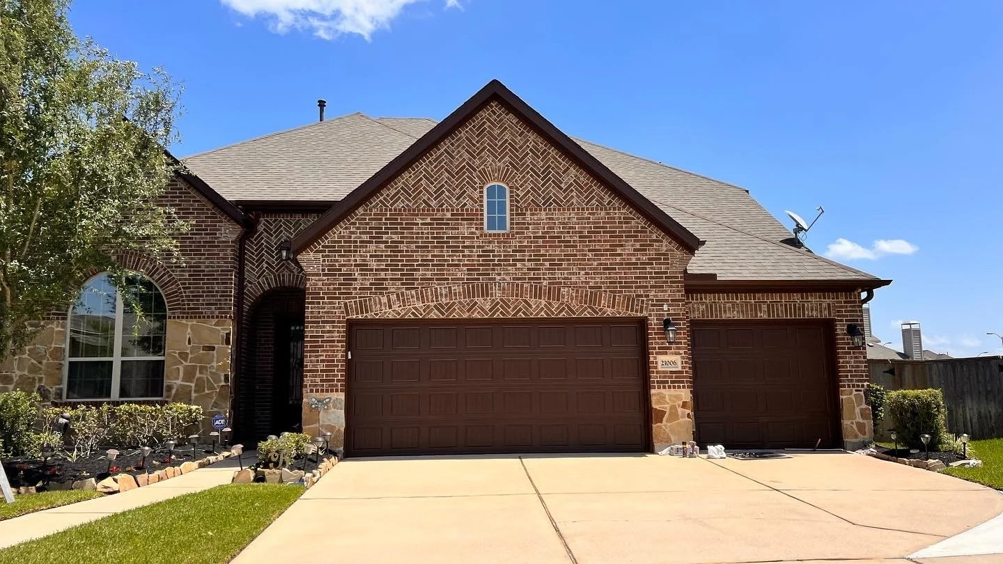 exterior photo.JPG