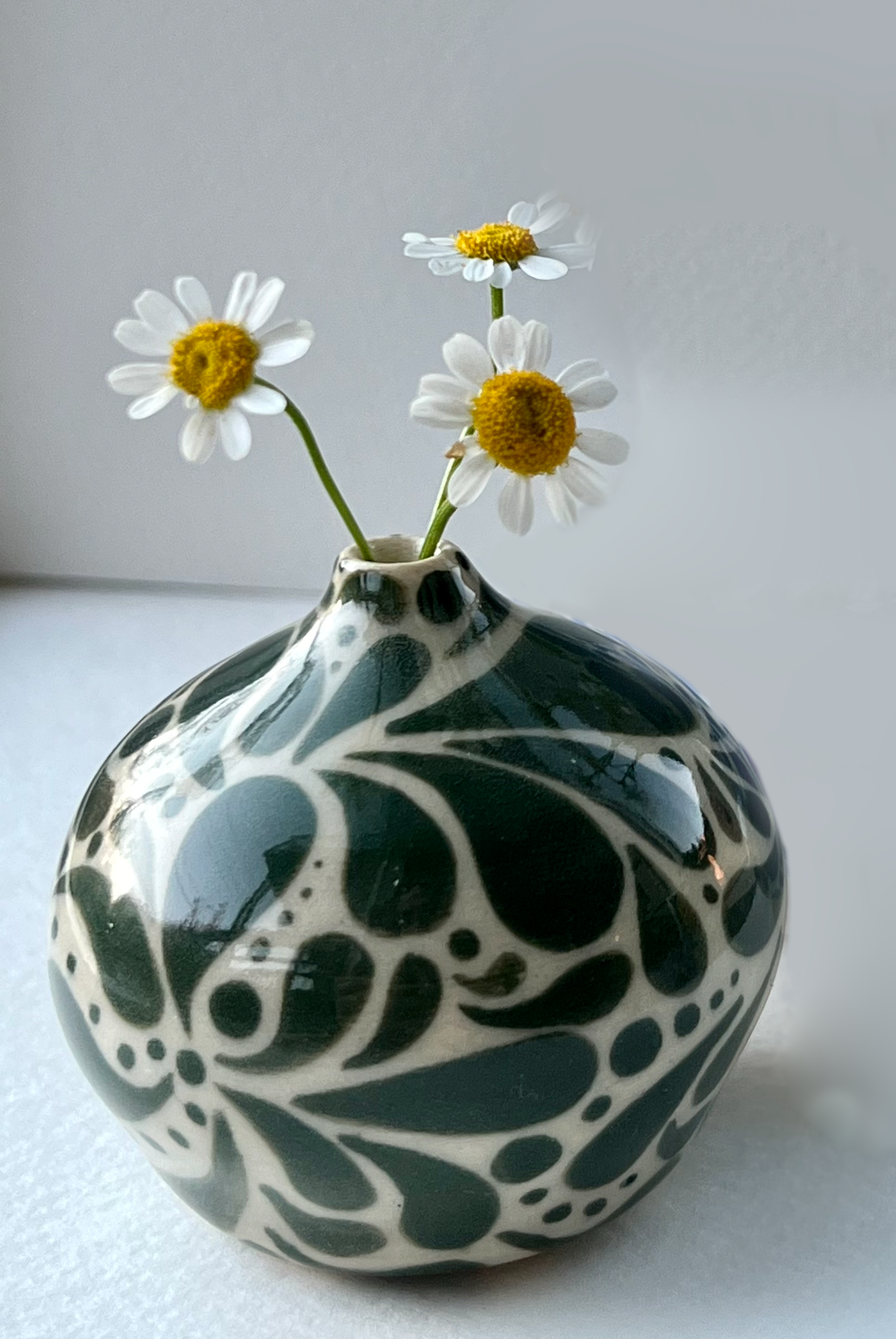 Teardrop Tiny Vase in Forest Green