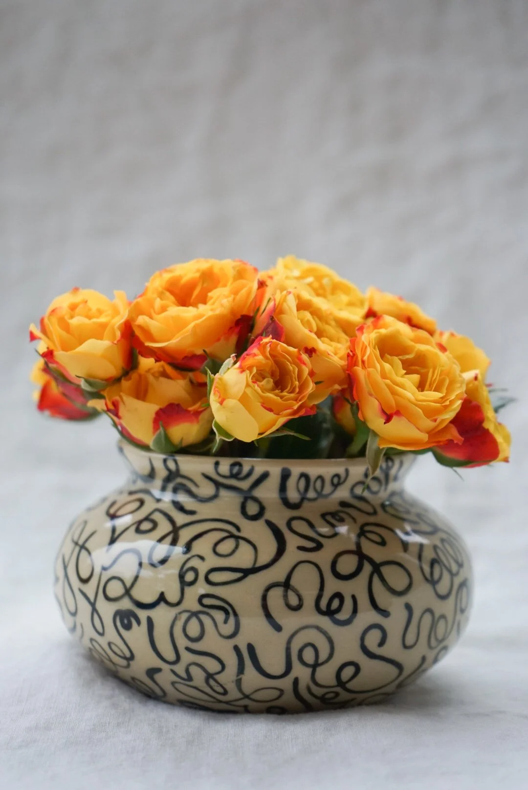 Squiggle Vase in Black #2