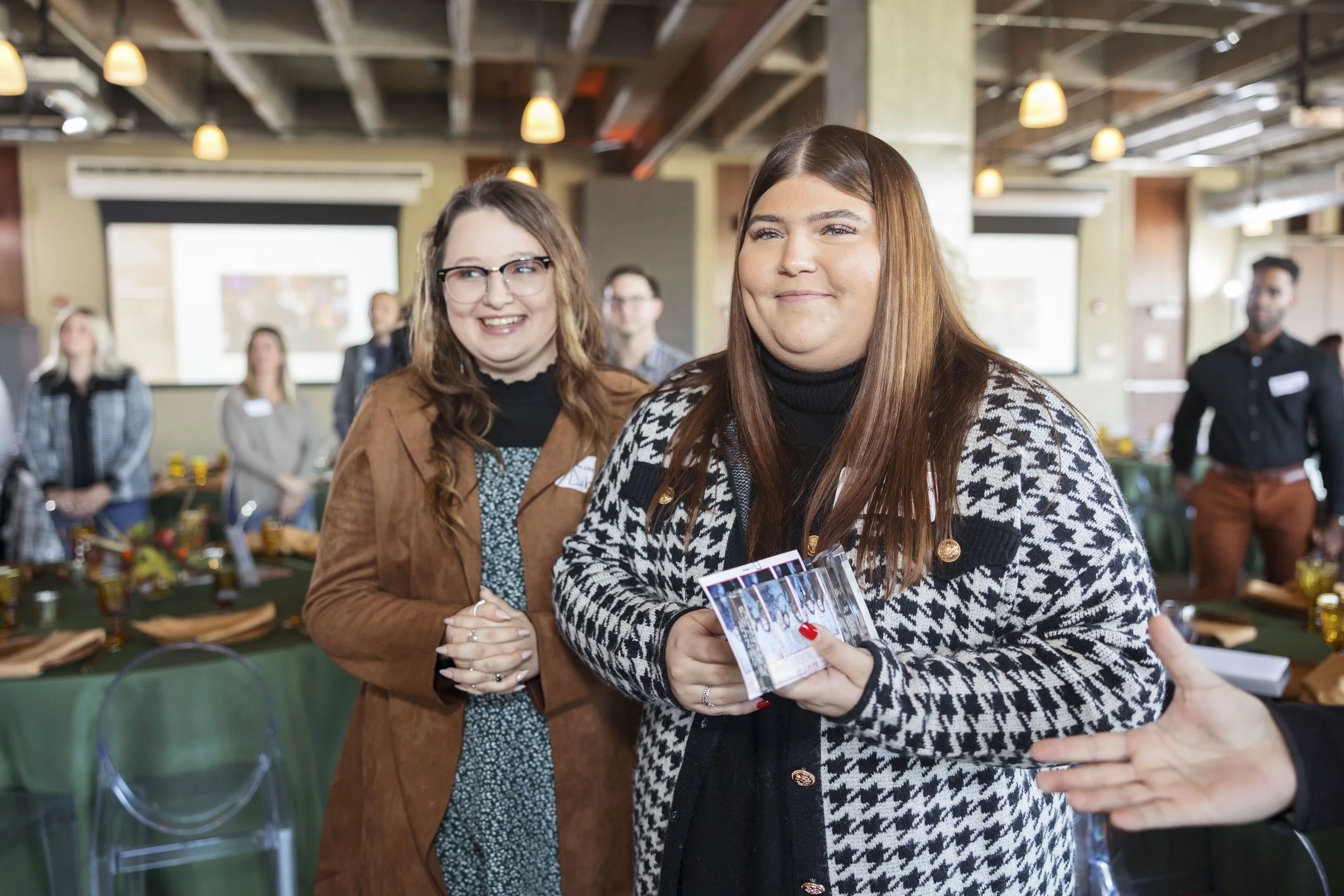 SUSY PHOTO WEDDING PHOTOGRAPHER KANSAS CITY ENGAGED KCWED_0104.JPG